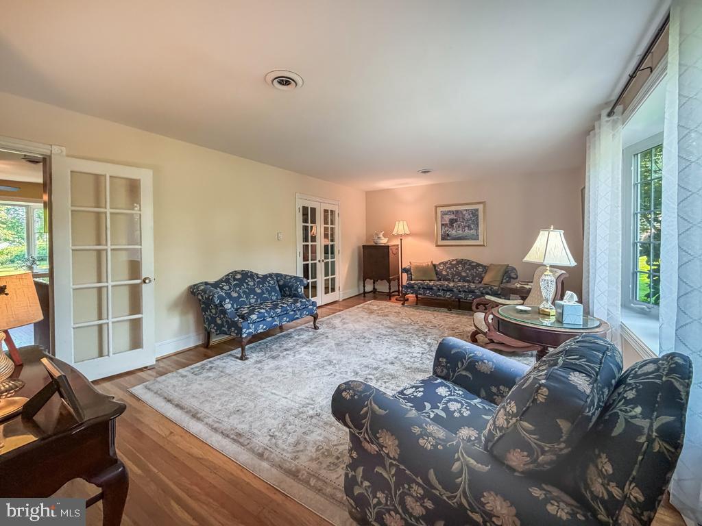 NON AVAILABLE - Residential