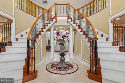 Photo of 3 Windhaven Ct, MONROE TWP, NJ 08831 (MLS # NJMX2012032)