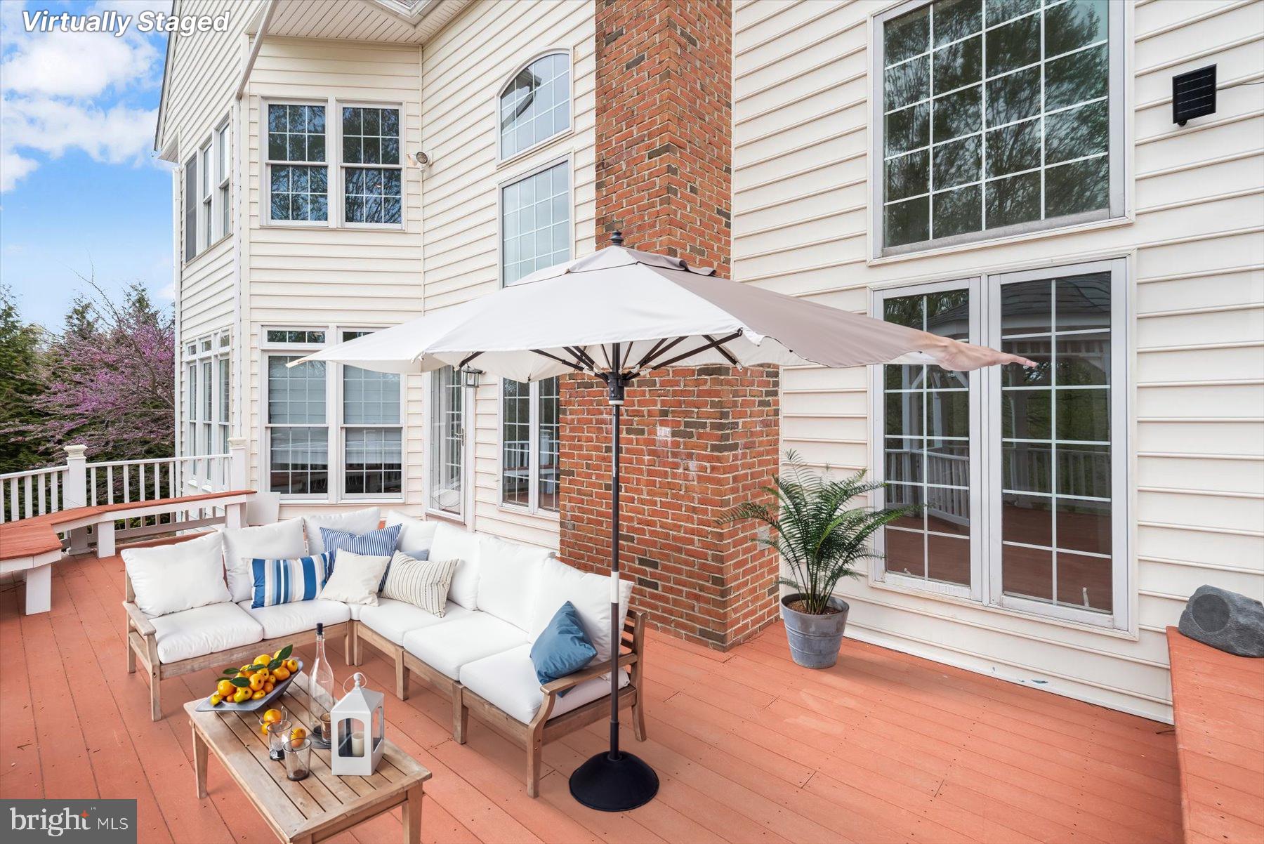 HUNTERBROOKE - Residential