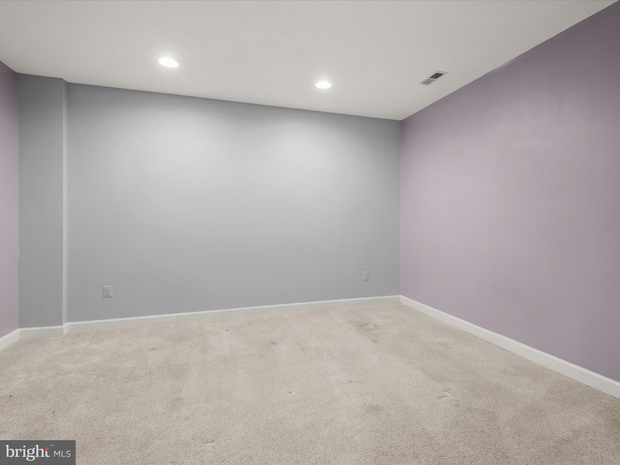 HUNTERBROOKE - Residential