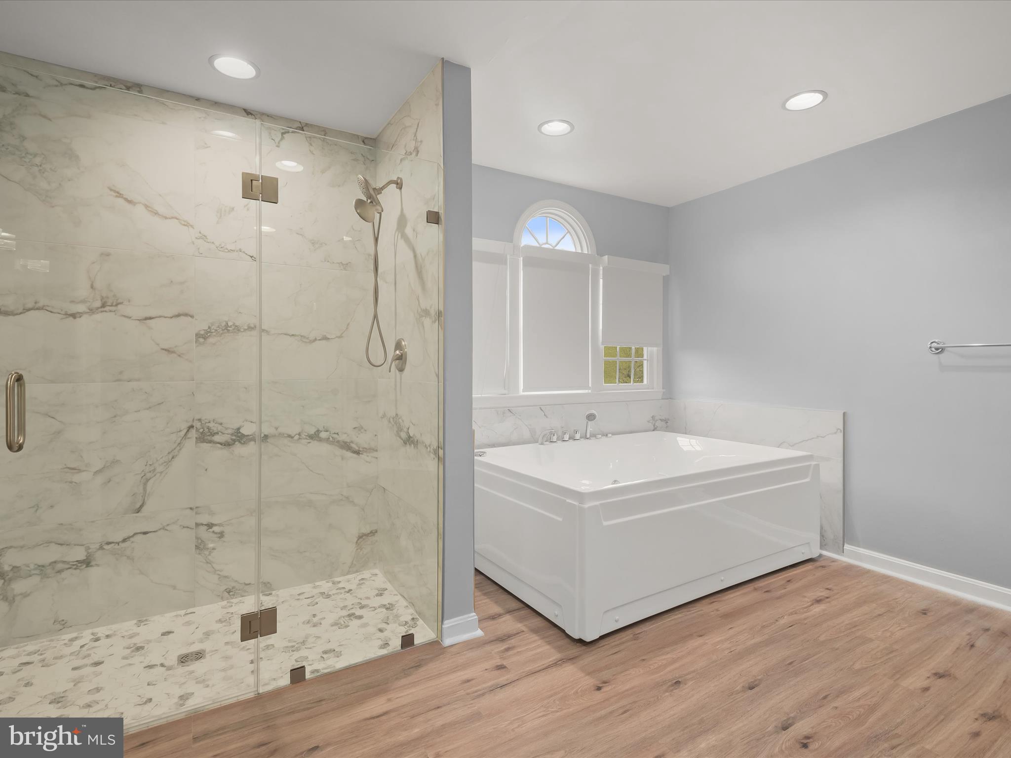 HUNTERBROOKE - Residential