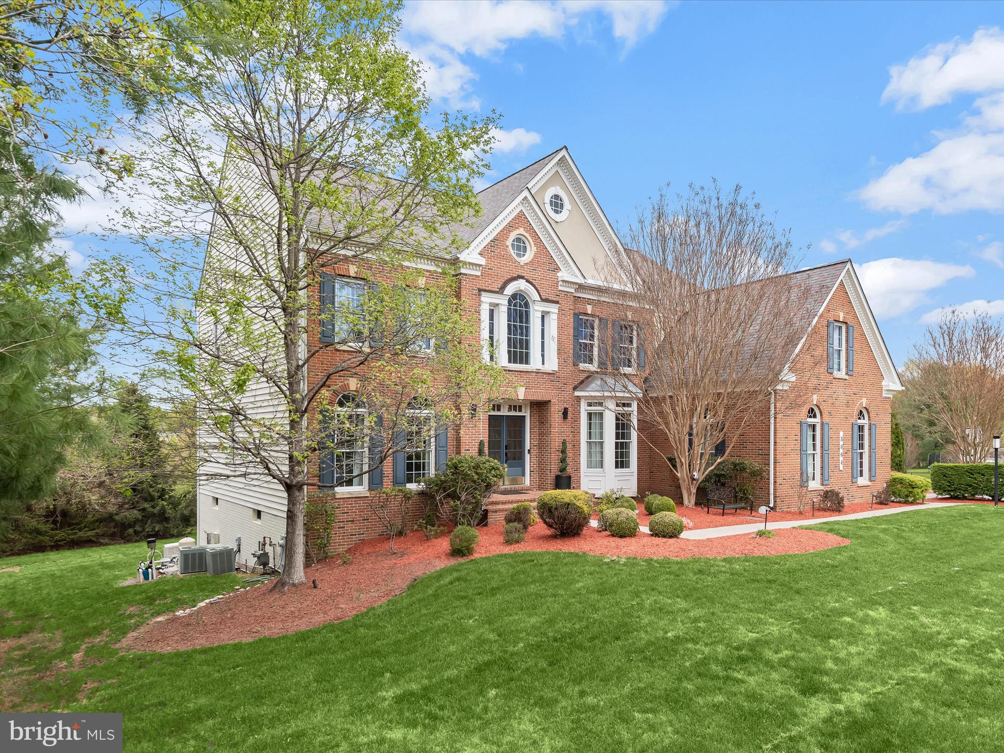 HUNTERBROOKE - Residential