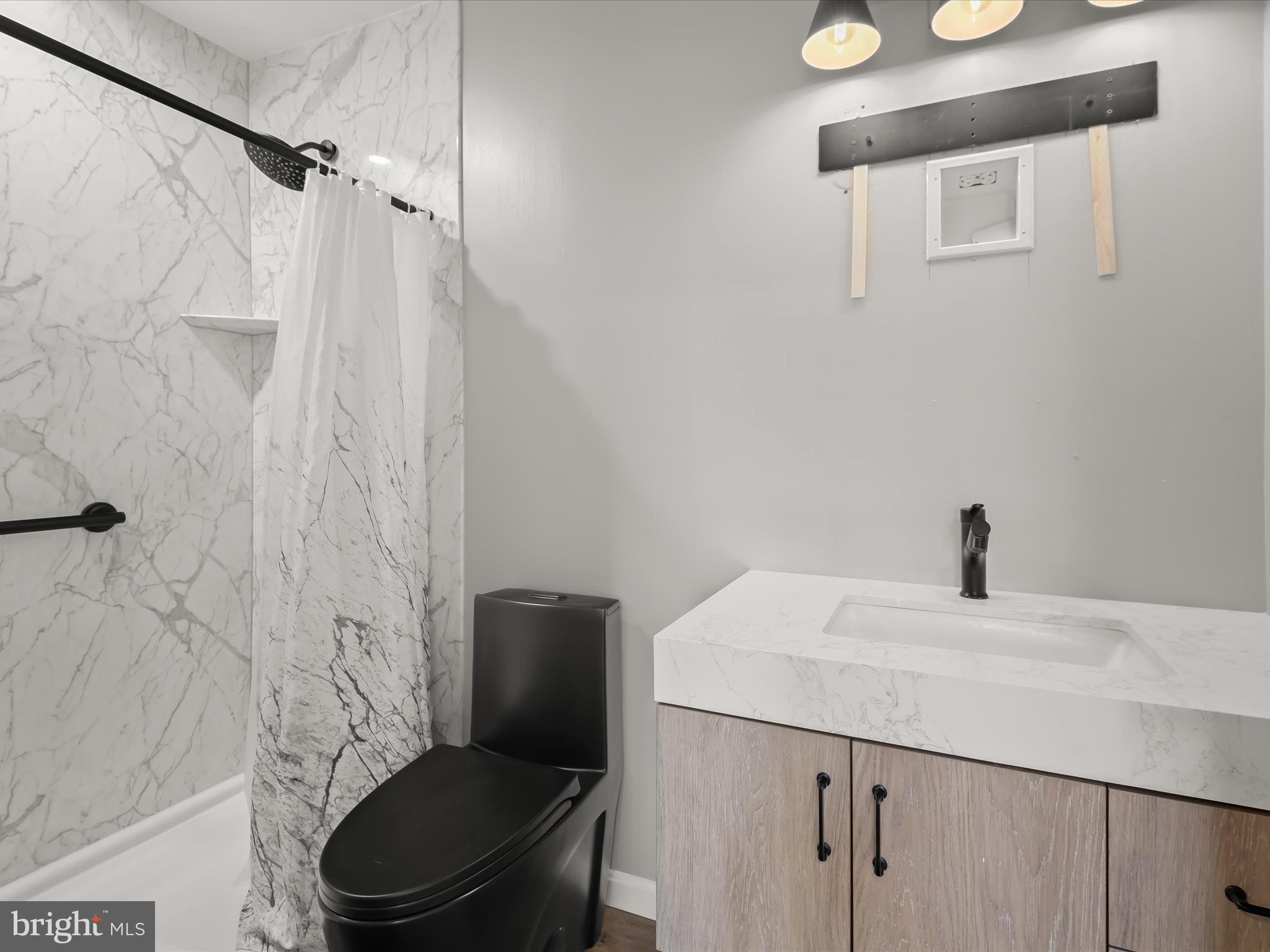 HUNTERBROOKE - Residential