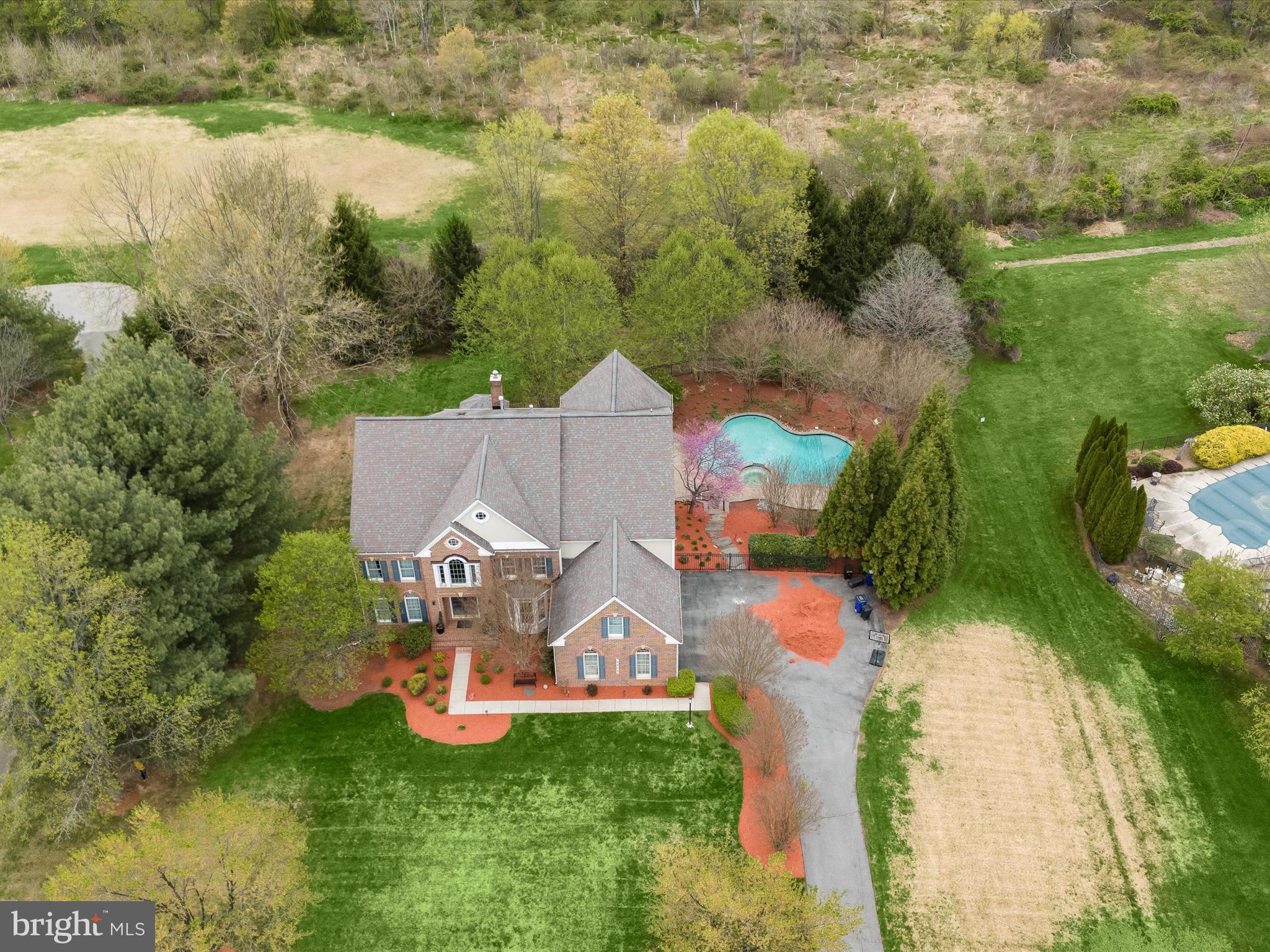 HUNTERBROOKE - Residential