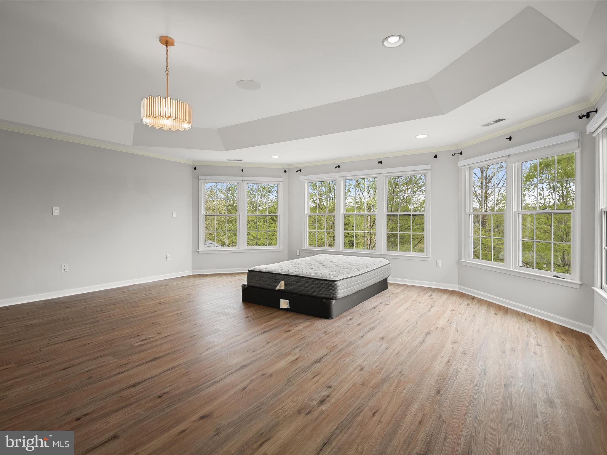 HUNTERBROOKE - Residential