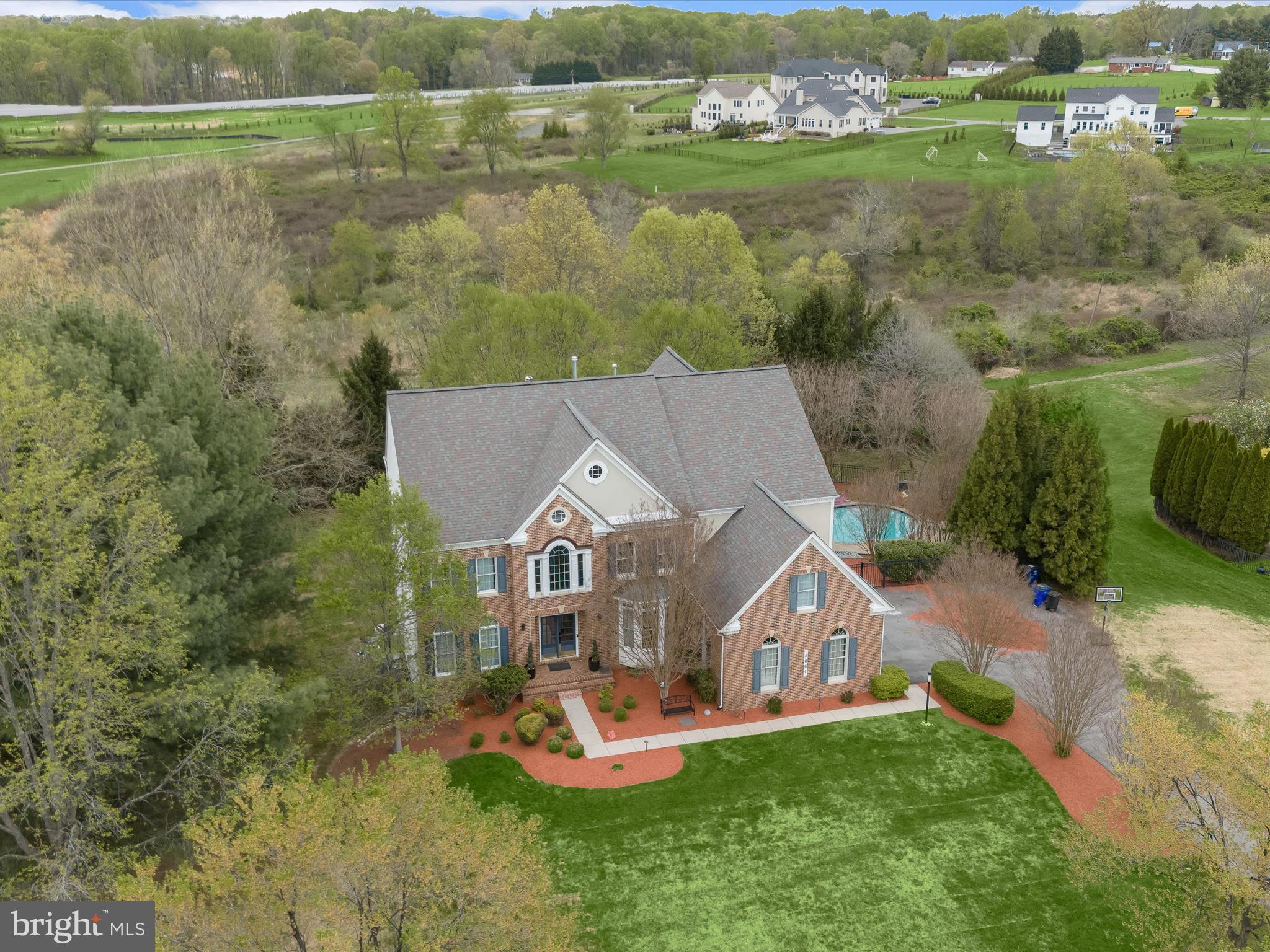 HUNTERBROOKE - Residential