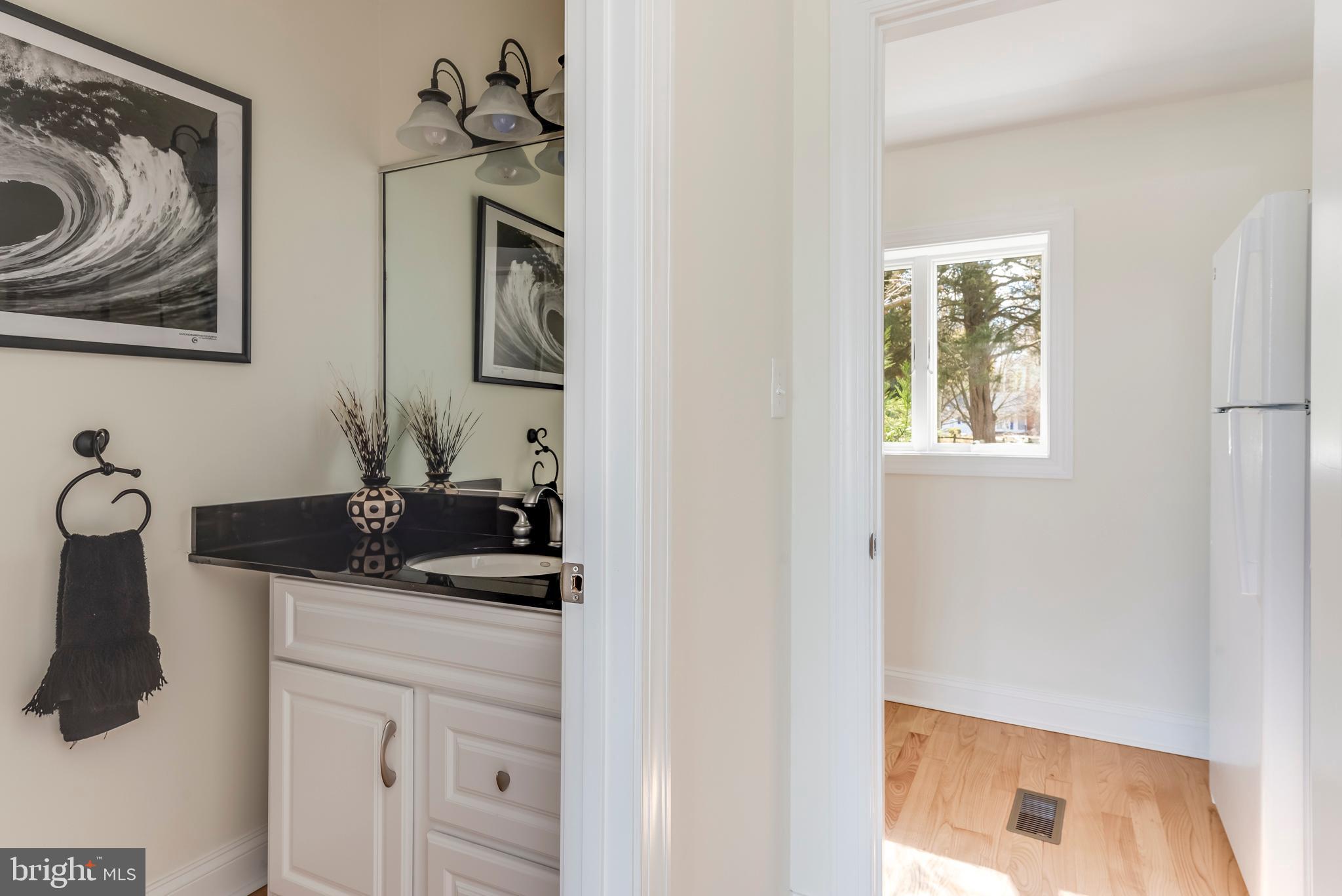 TWIN HARBORS - Residential