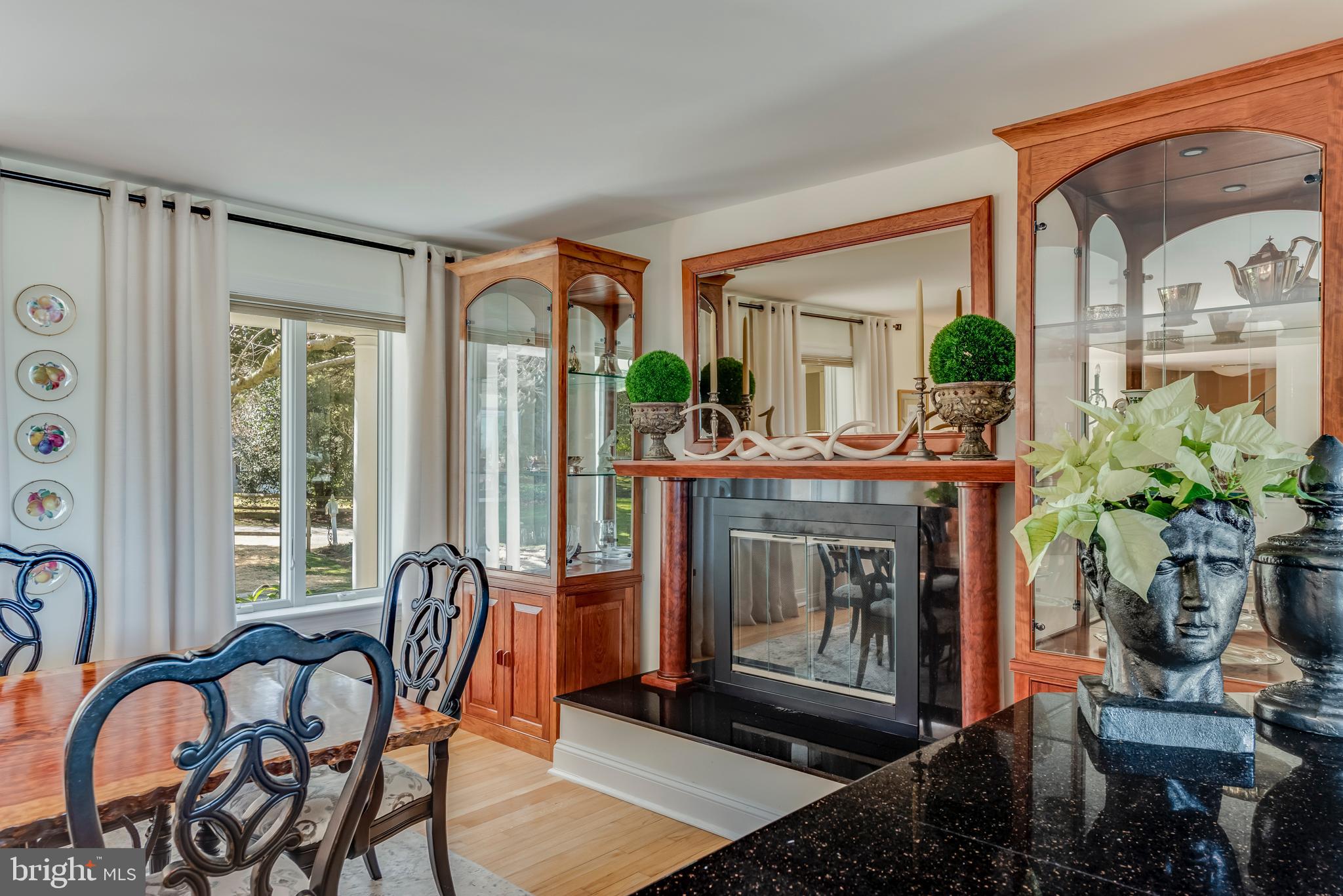 TWIN HARBORS - Residential