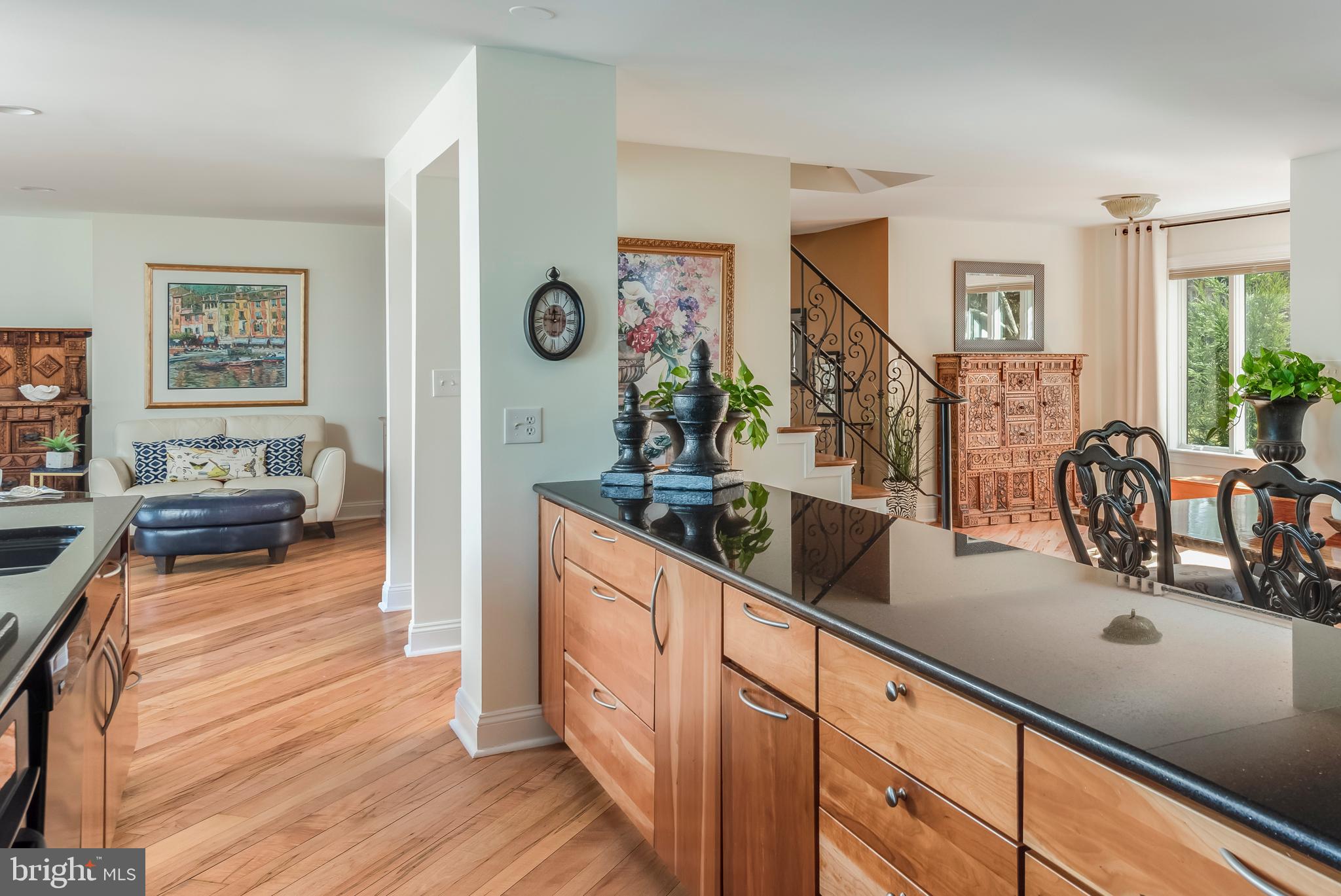 TWIN HARBORS - Residential