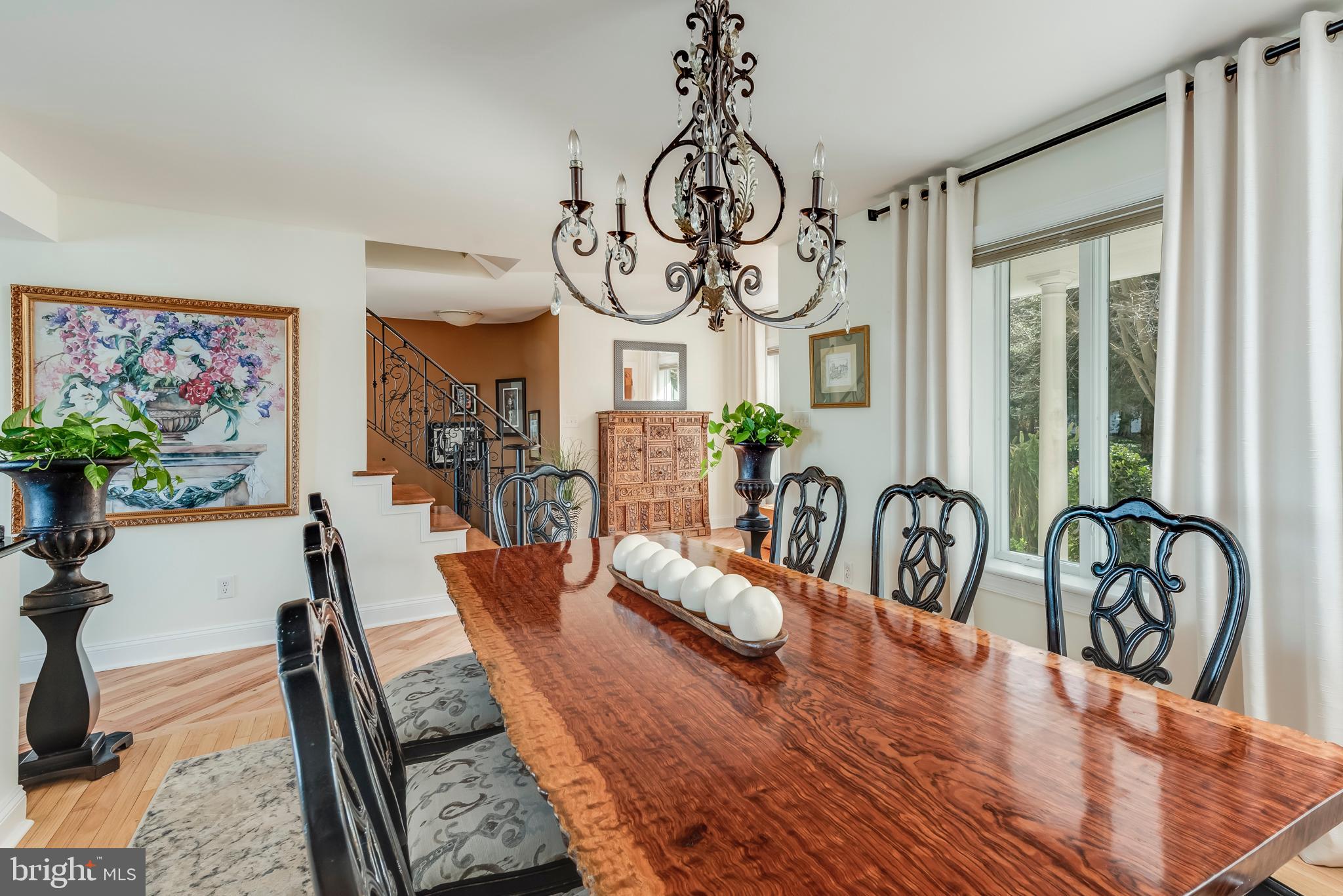 TWIN HARBORS - Residential