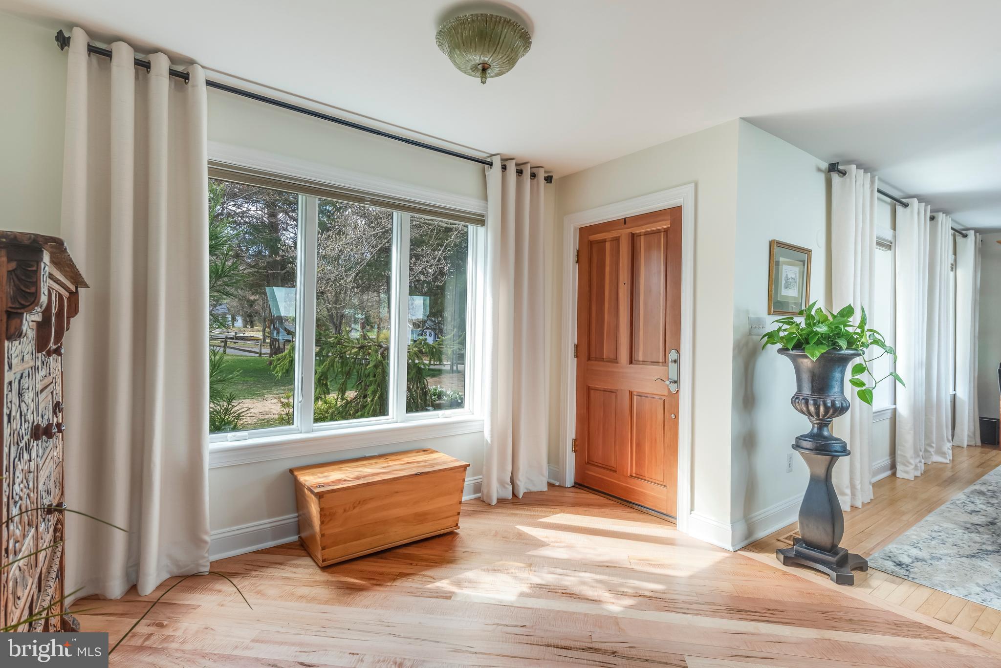 TWIN HARBORS - Residential