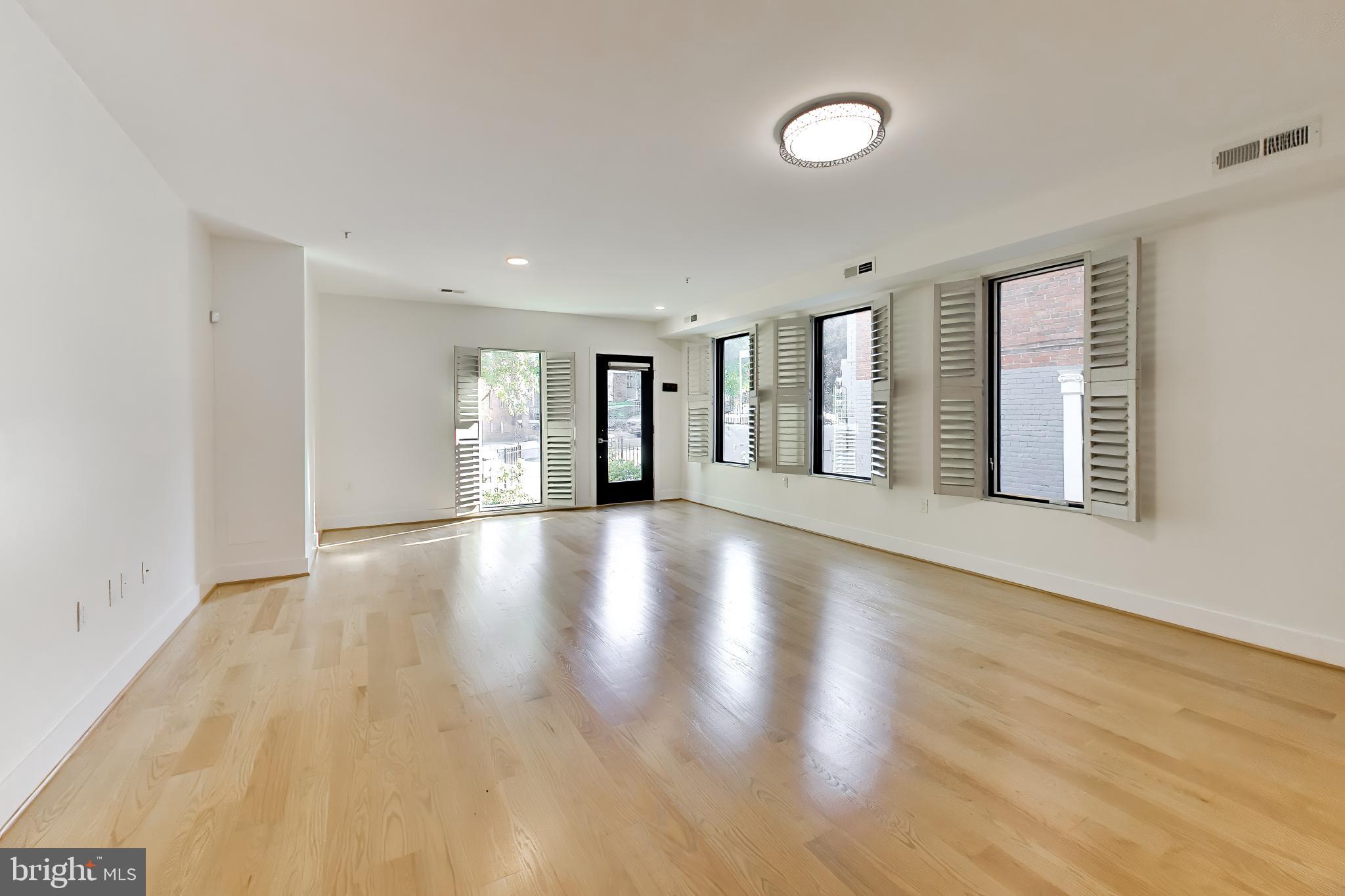 310 V STREET NE 1