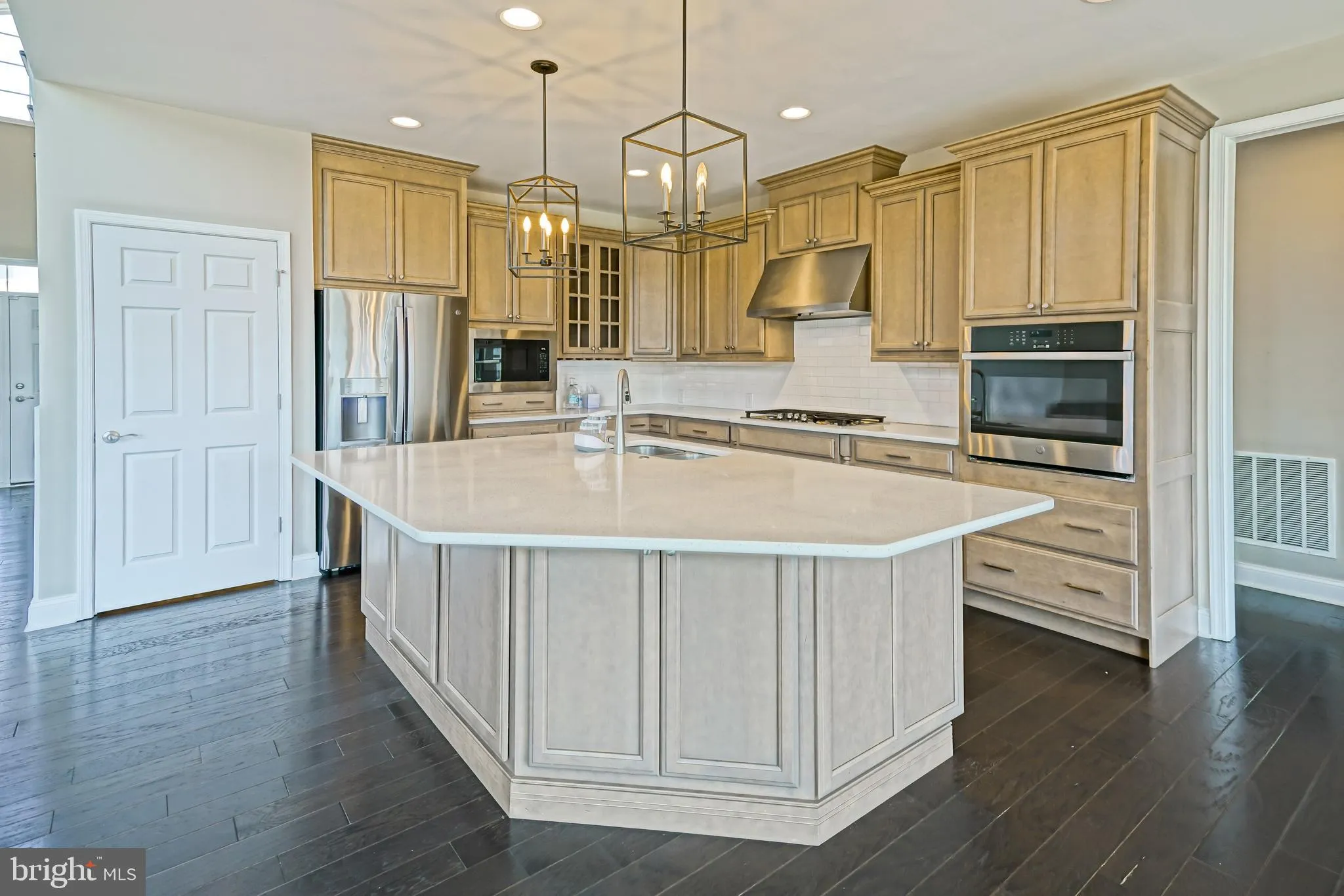 Lewes, Delaware 19958, United States, 4 Bedrooms Bedrooms, ,5 BathroomsBathrooms,Residential,Active,153341