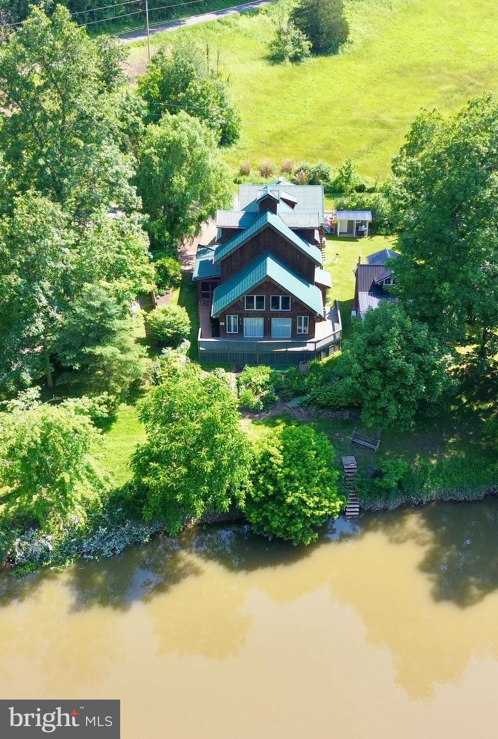 Photo of 124 Long Bend Beach Rd, HOPEWELL, PA 16650 (MLS # PABD2002470)