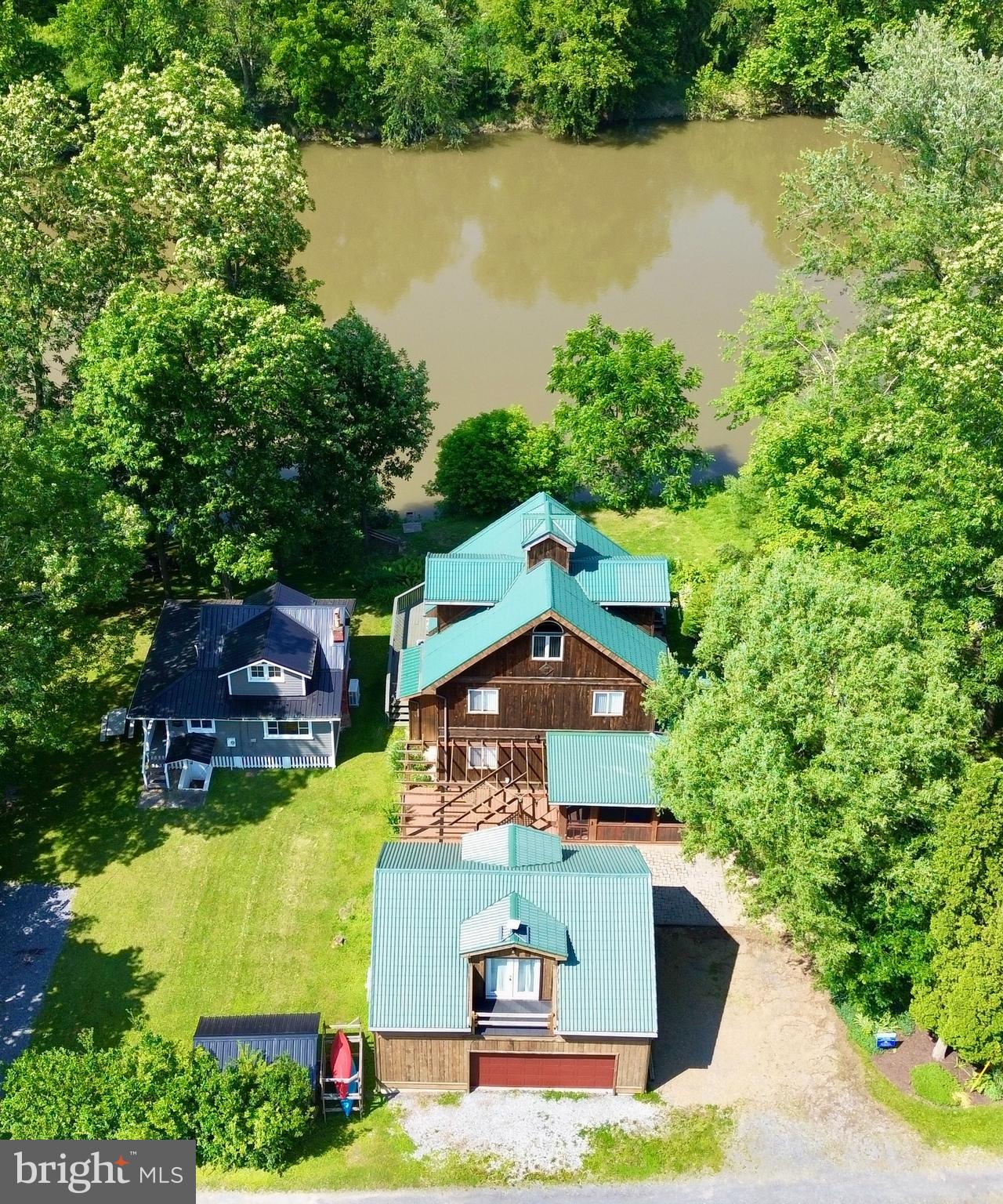 124 LONG BEND BEACH ROAD