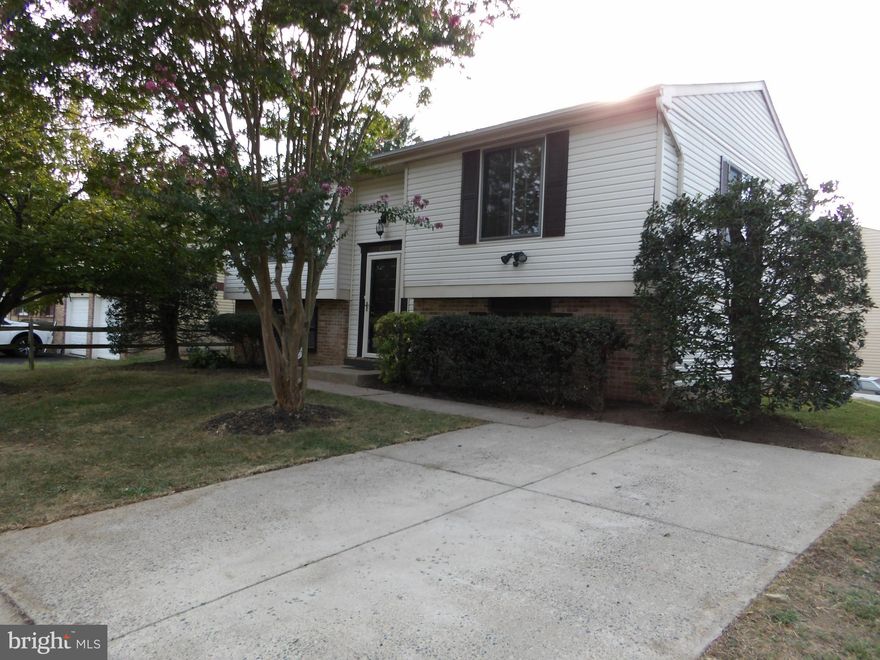 ---> PRICED FOR QUICK SALE! <---     This well-maintained single-family home is located in a top-rated school district in Fairfax County (& within walking distance to Woodson High School!) and is nearby popular shopping centers and restaurants. With a fresh coat of paint and an updated kitchen with new appliances and a  new granite countertop/backsplash, this charming home is fit for move-in! Hardwood flooring on main floor and stairs. Also features a rear deck to enjoy the outdoors! 4 Bedrooms and 2 Full Baths with plenty of open space in the common areas.