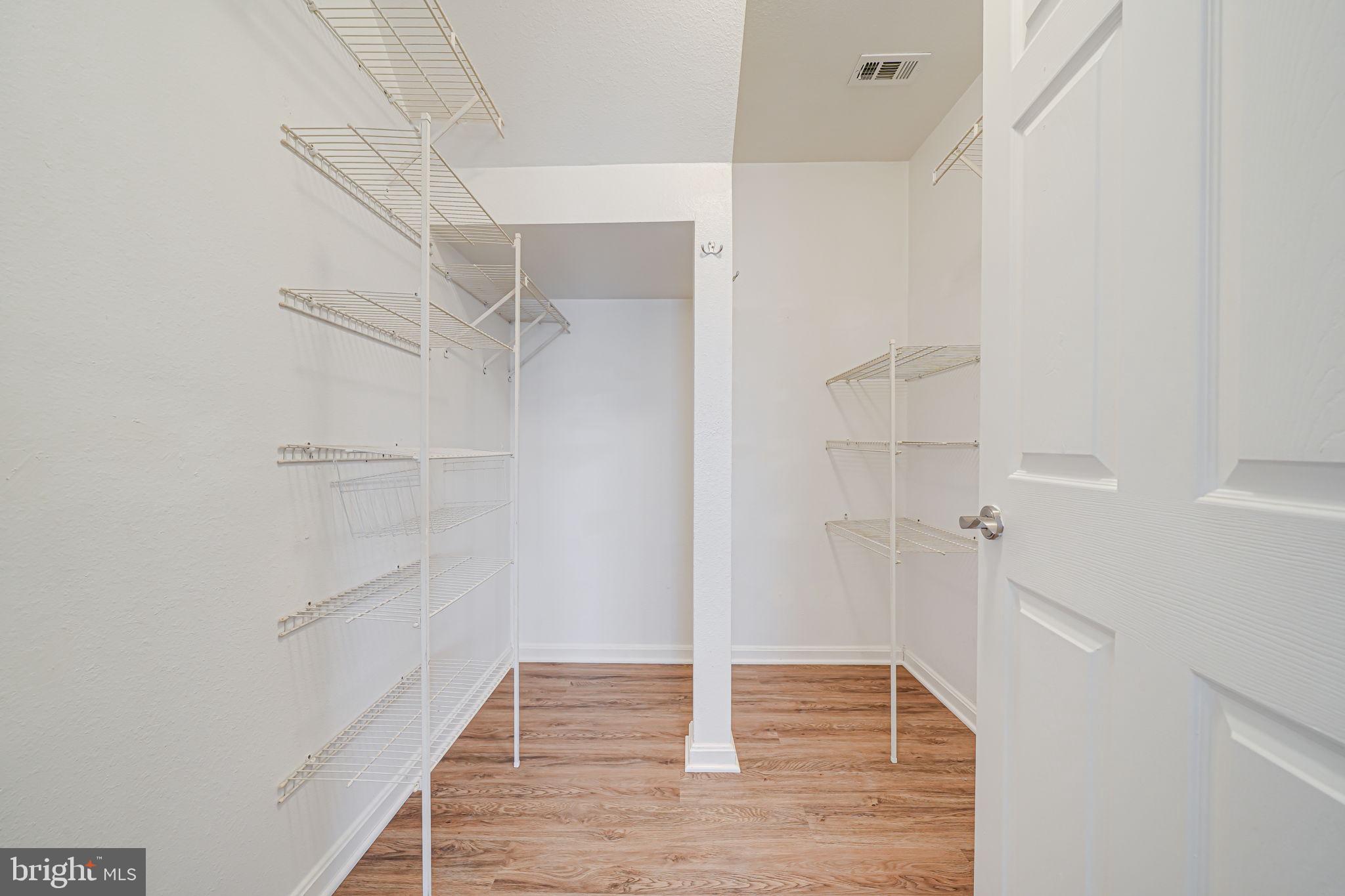 GATES OF FAIR LAKES - Residential Lease