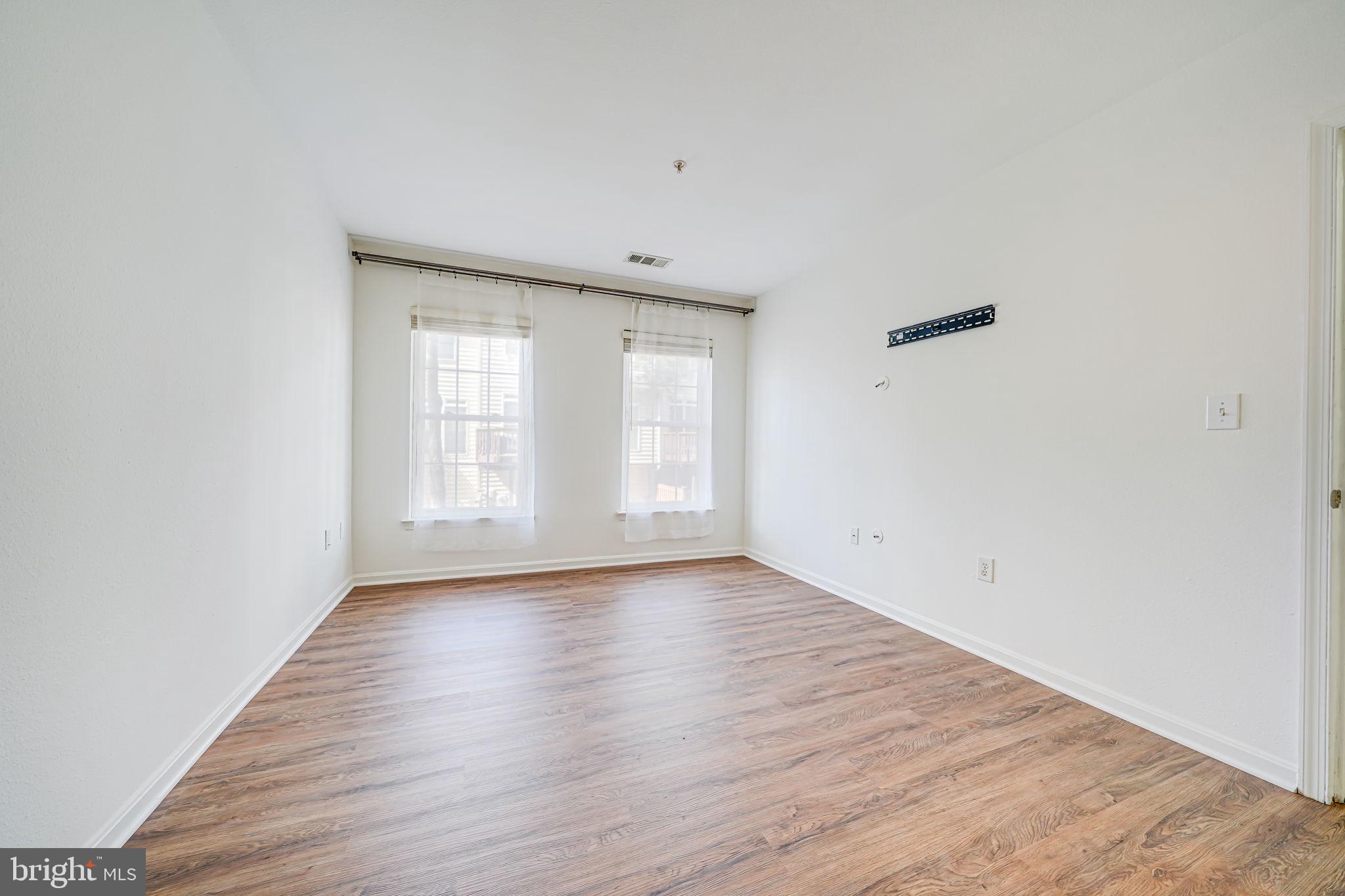 GATES OF FAIR LAKES - Residential Lease