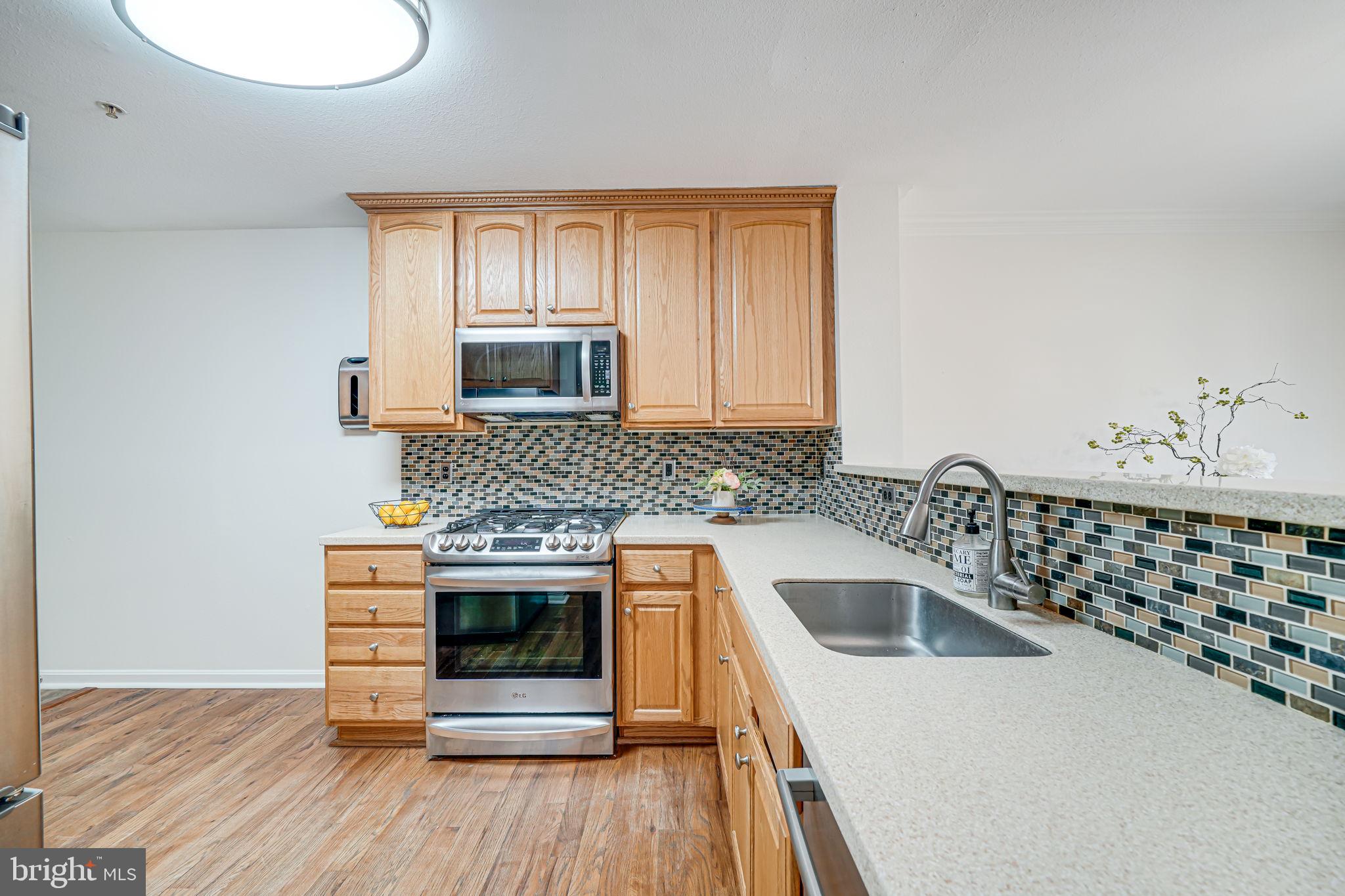 GATES OF FAIR LAKES - Residential Lease