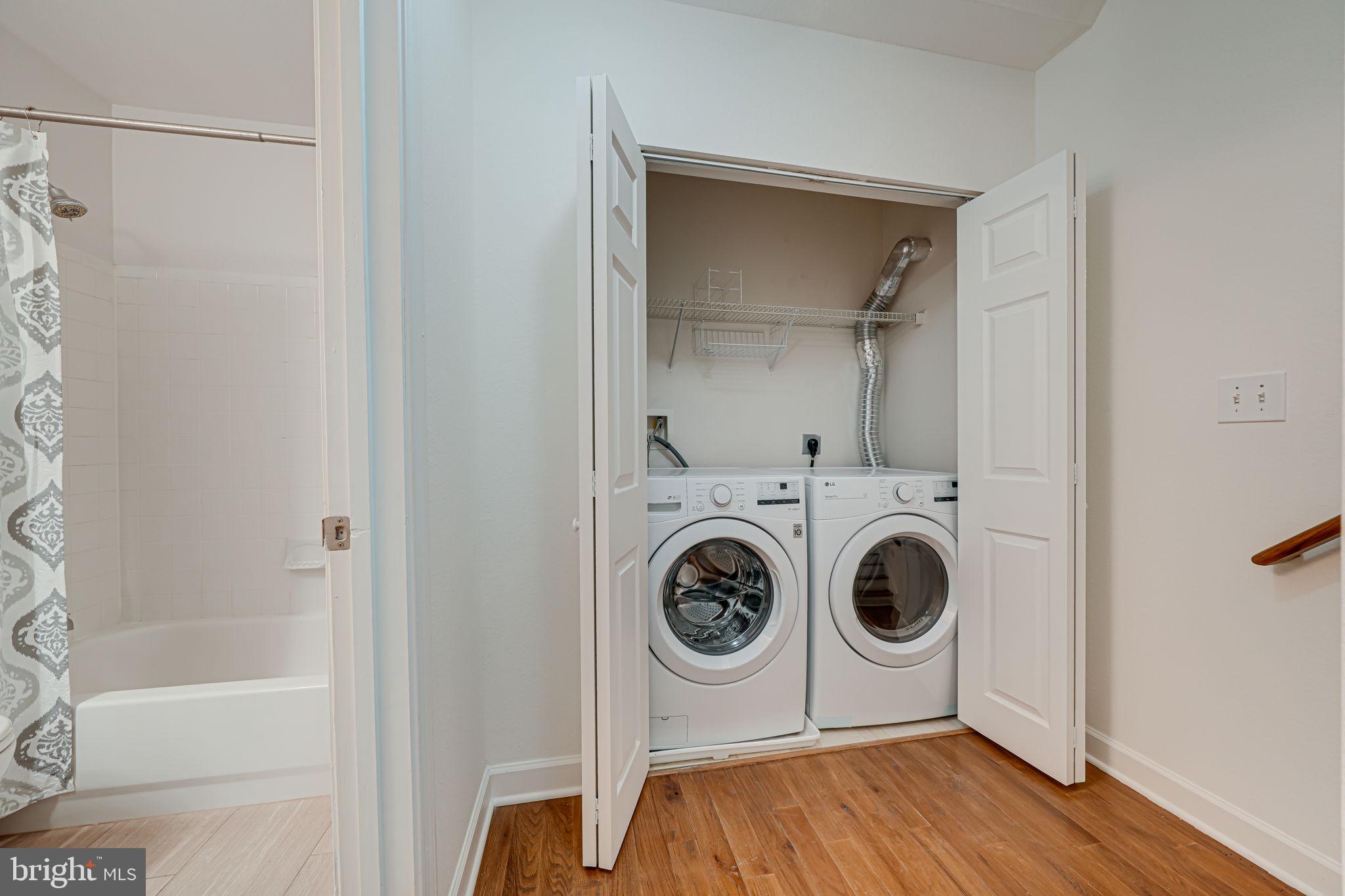 GATES OF FAIR LAKES - Residential Lease