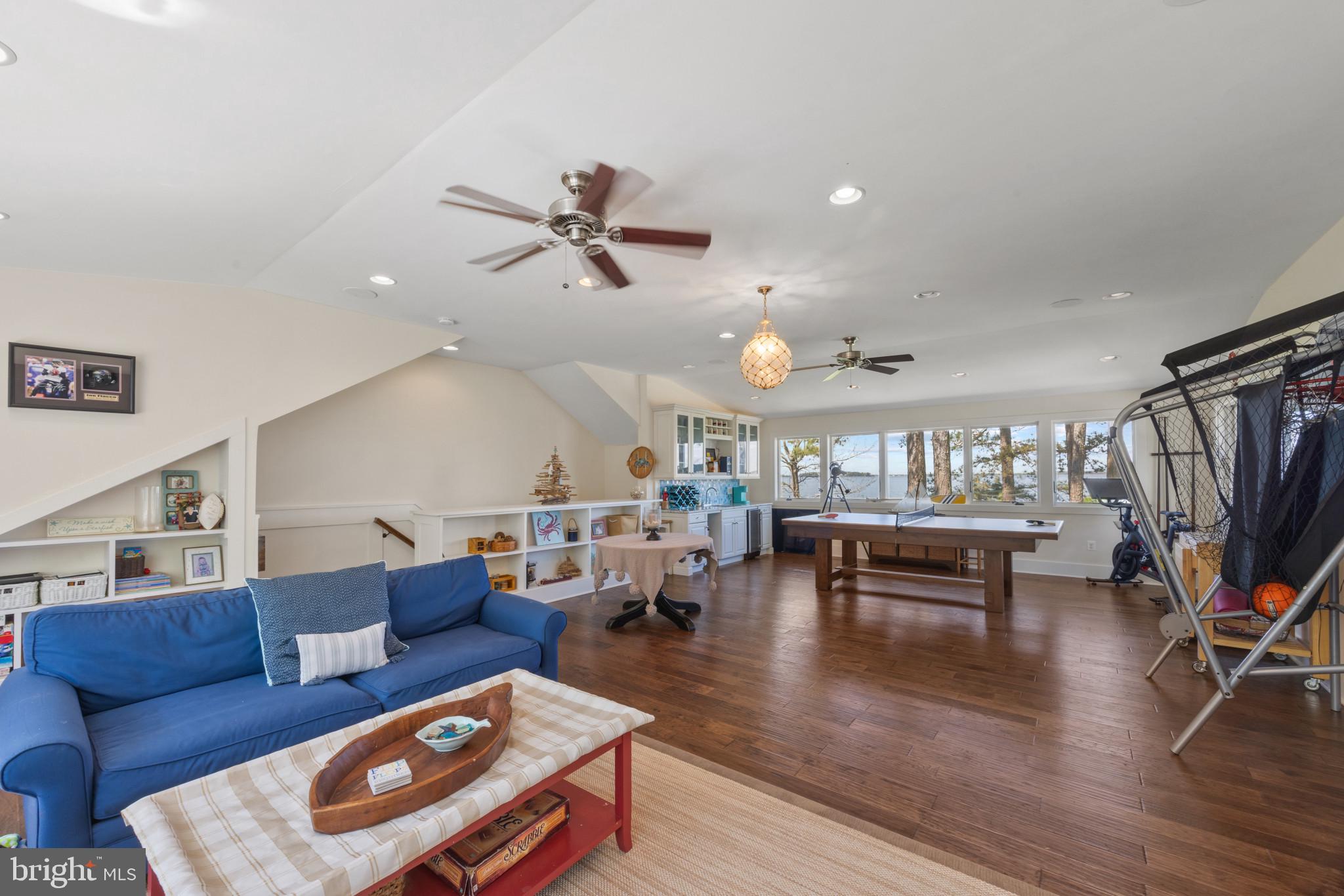 PROSPECT BAY - Residential