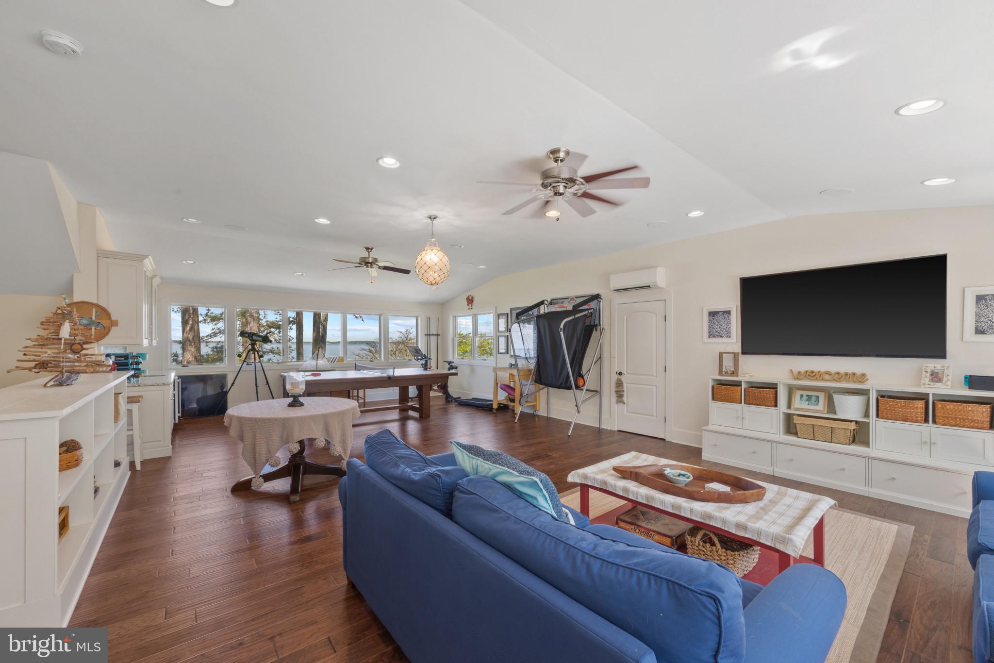 PROSPECT BAY - Residential