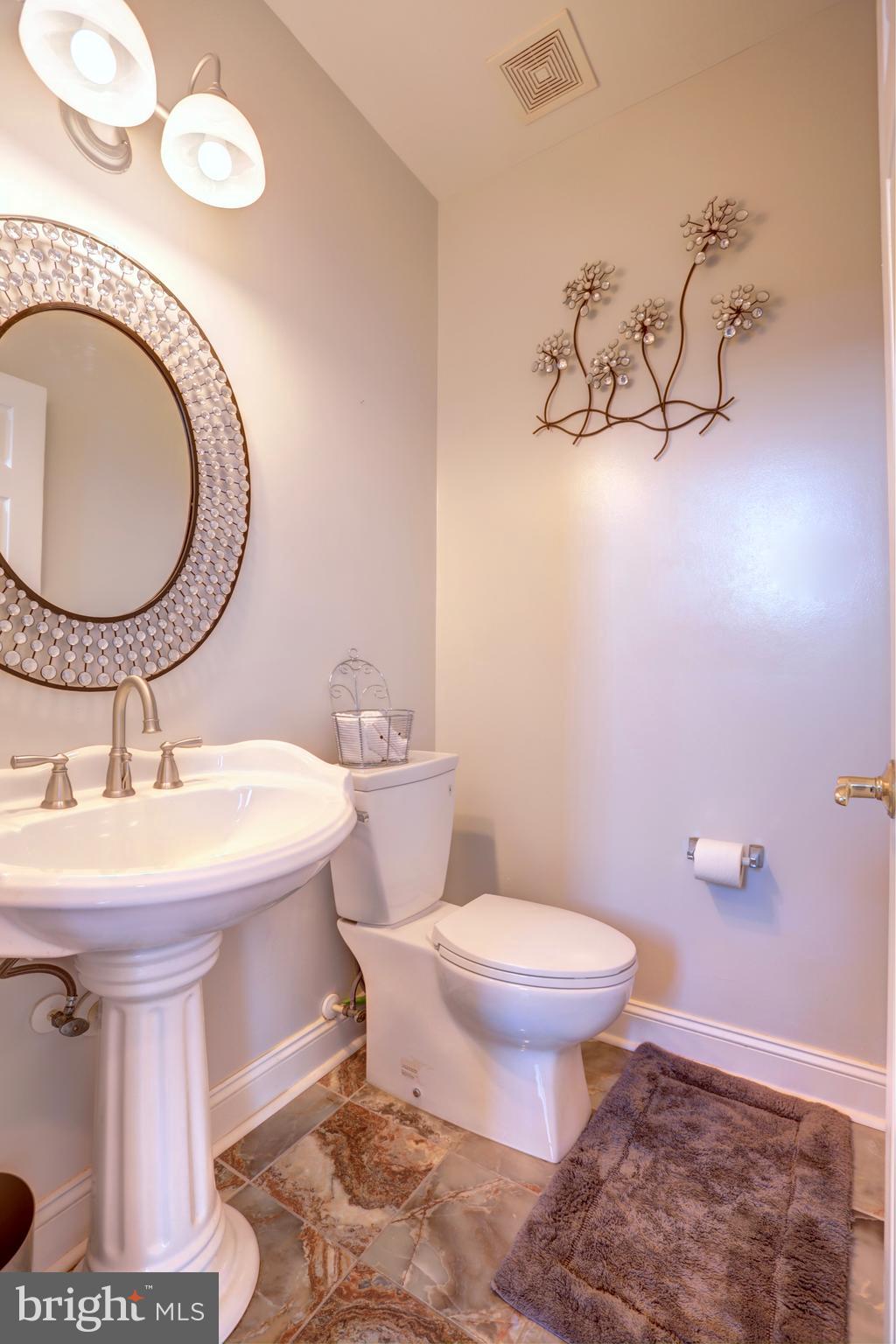 NORTHLAKE - Residential