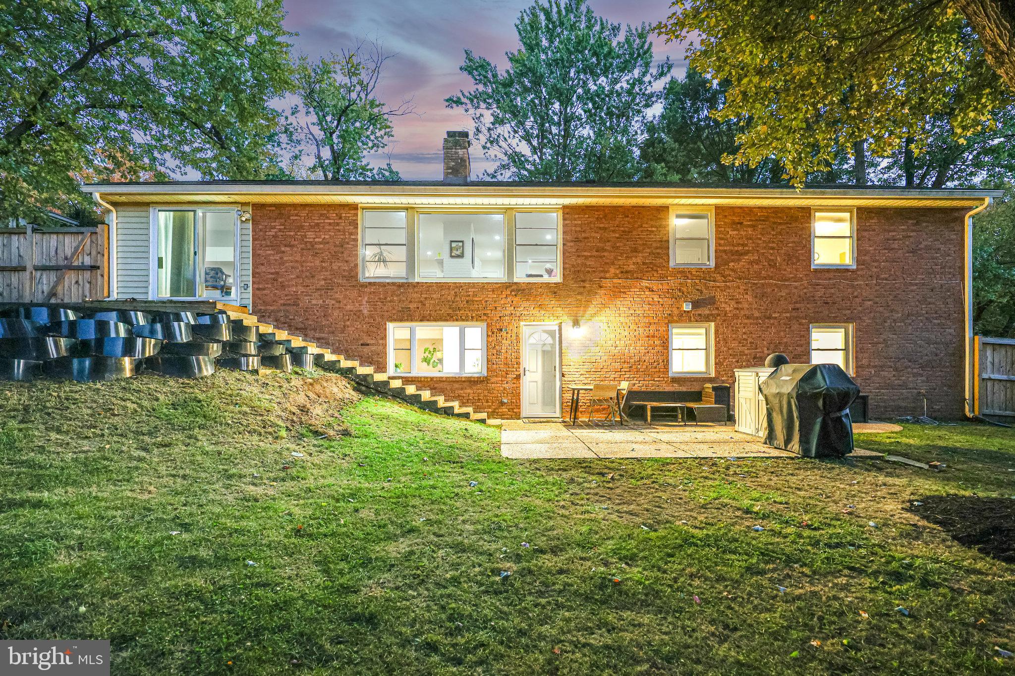 WEST SPRINGFIELD - Residential