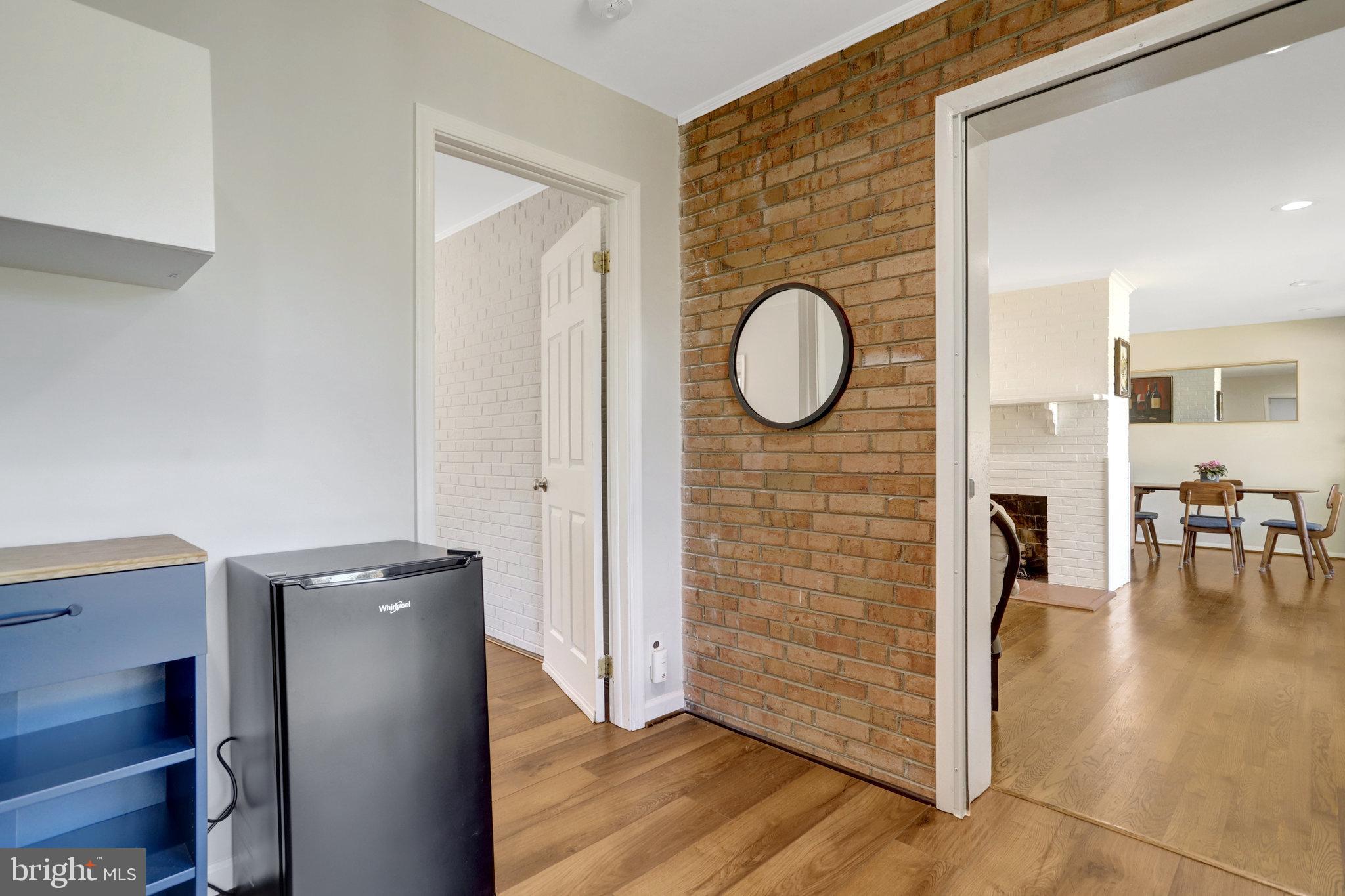 WEST SPRINGFIELD - Residential