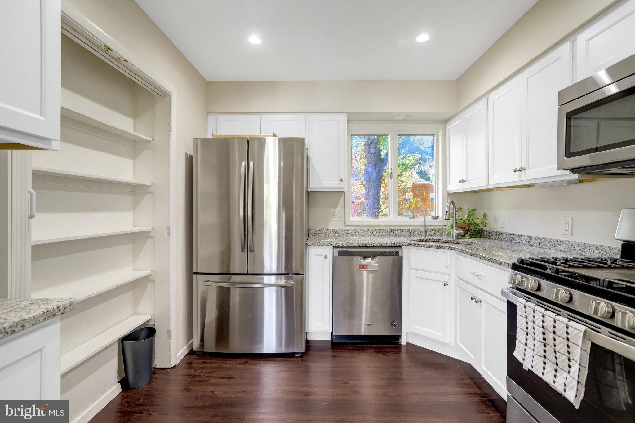 WEST SPRINGFIELD - Residential