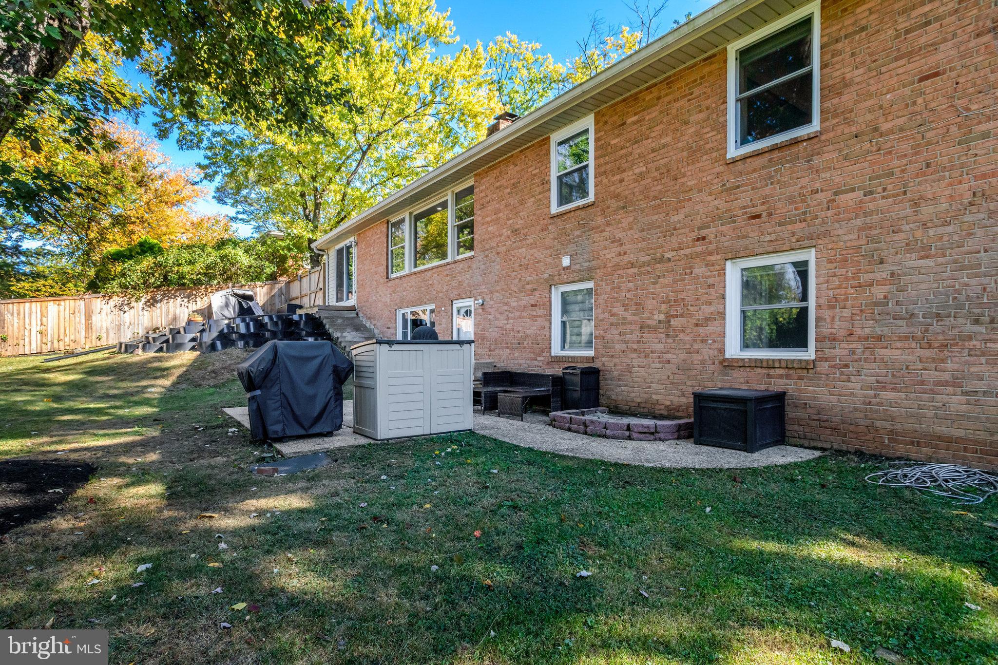 WEST SPRINGFIELD - Residential