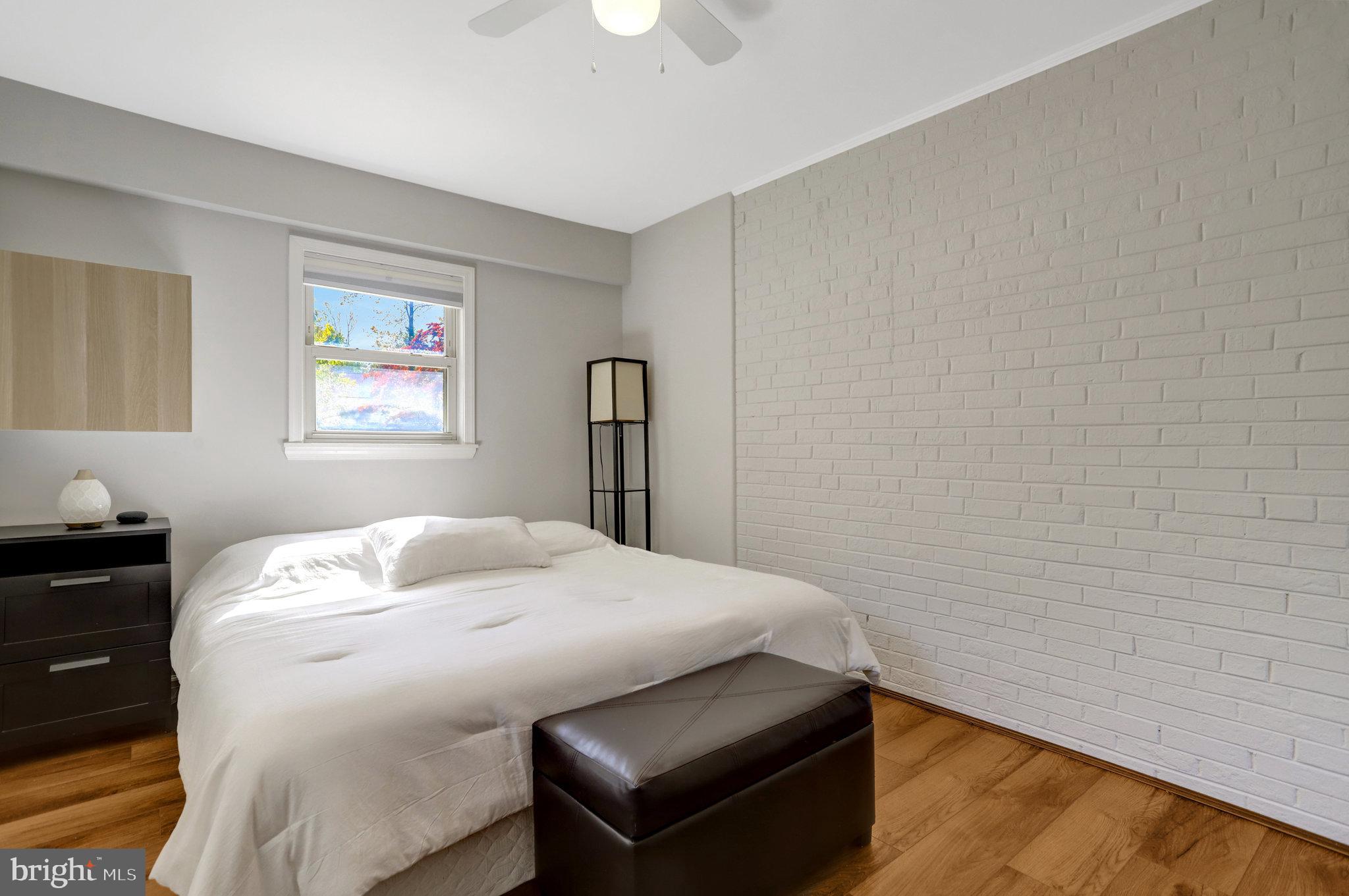 WEST SPRINGFIELD - Residential