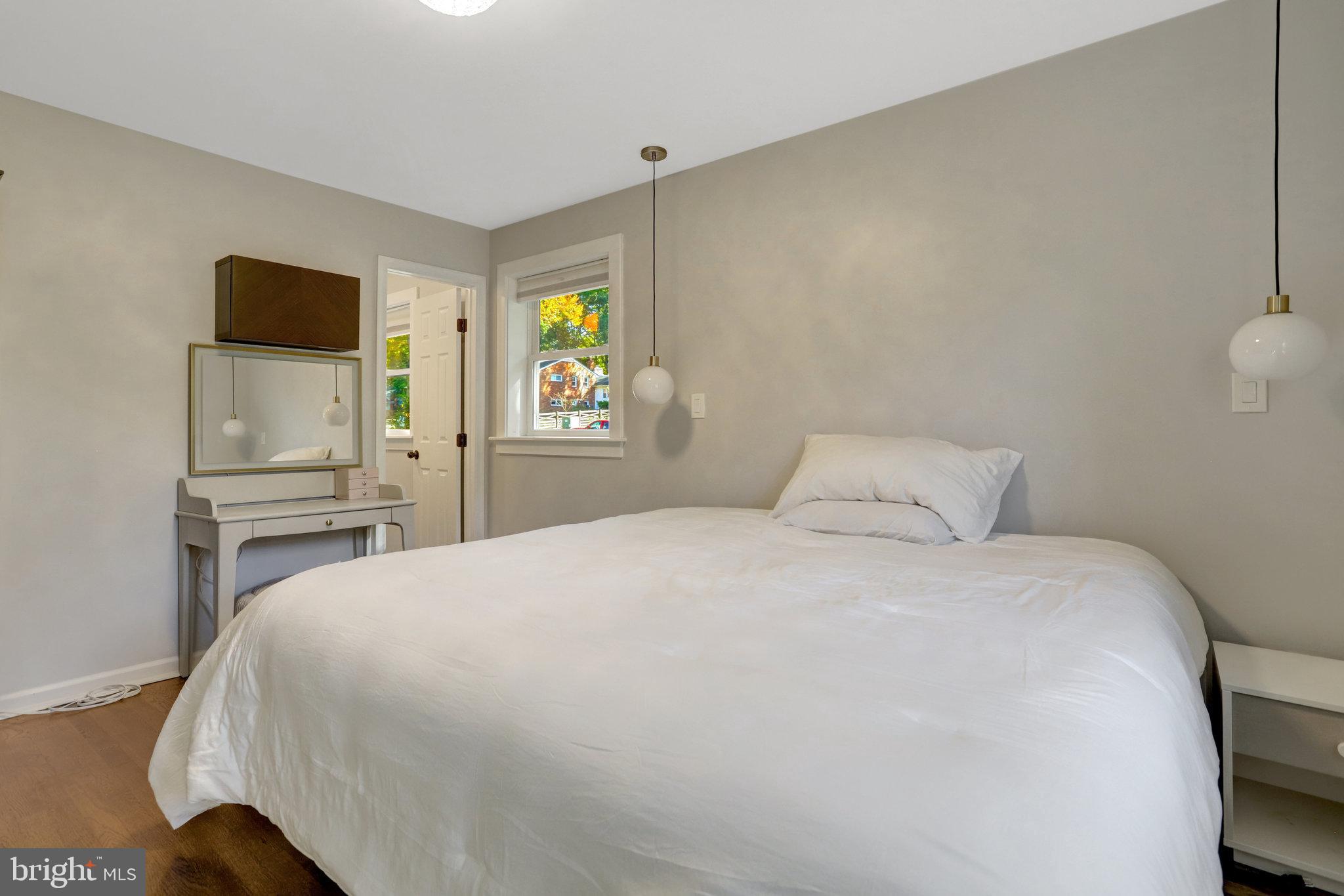 WEST SPRINGFIELD - Residential