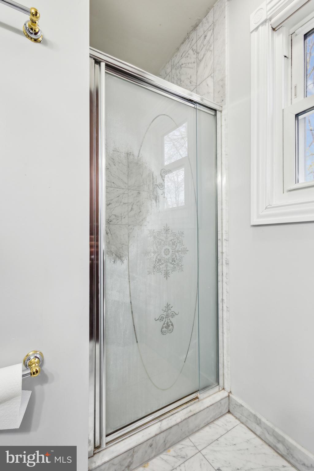 POINT OF WOODS - Residential