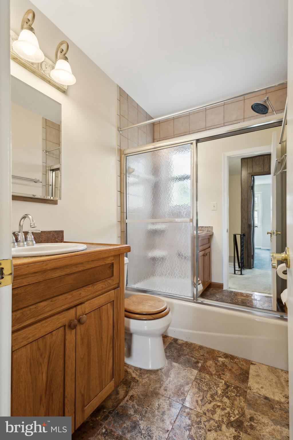 POINT OF WOODS - Residential