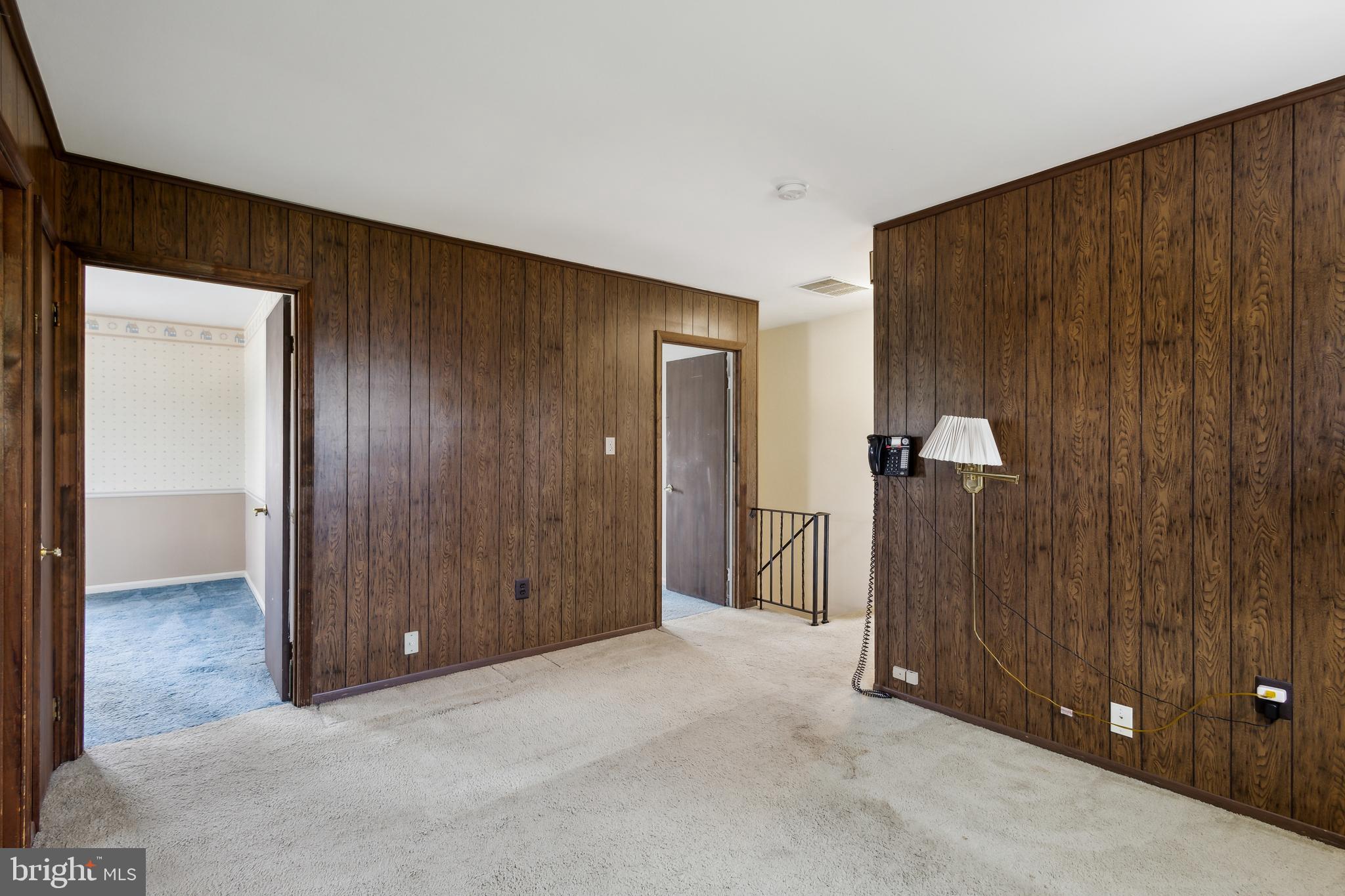 POINT OF WOODS - Residential