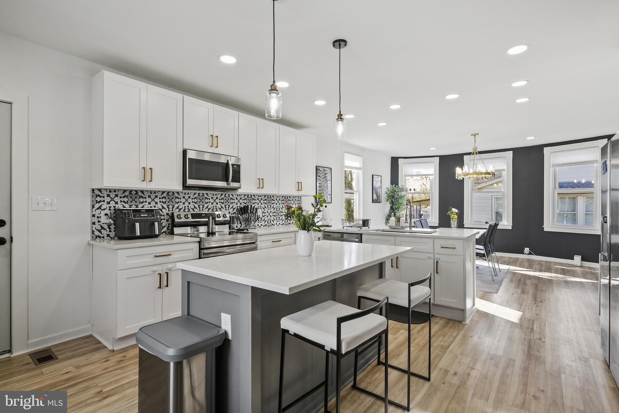 WILSON HEIGHTS - Residential