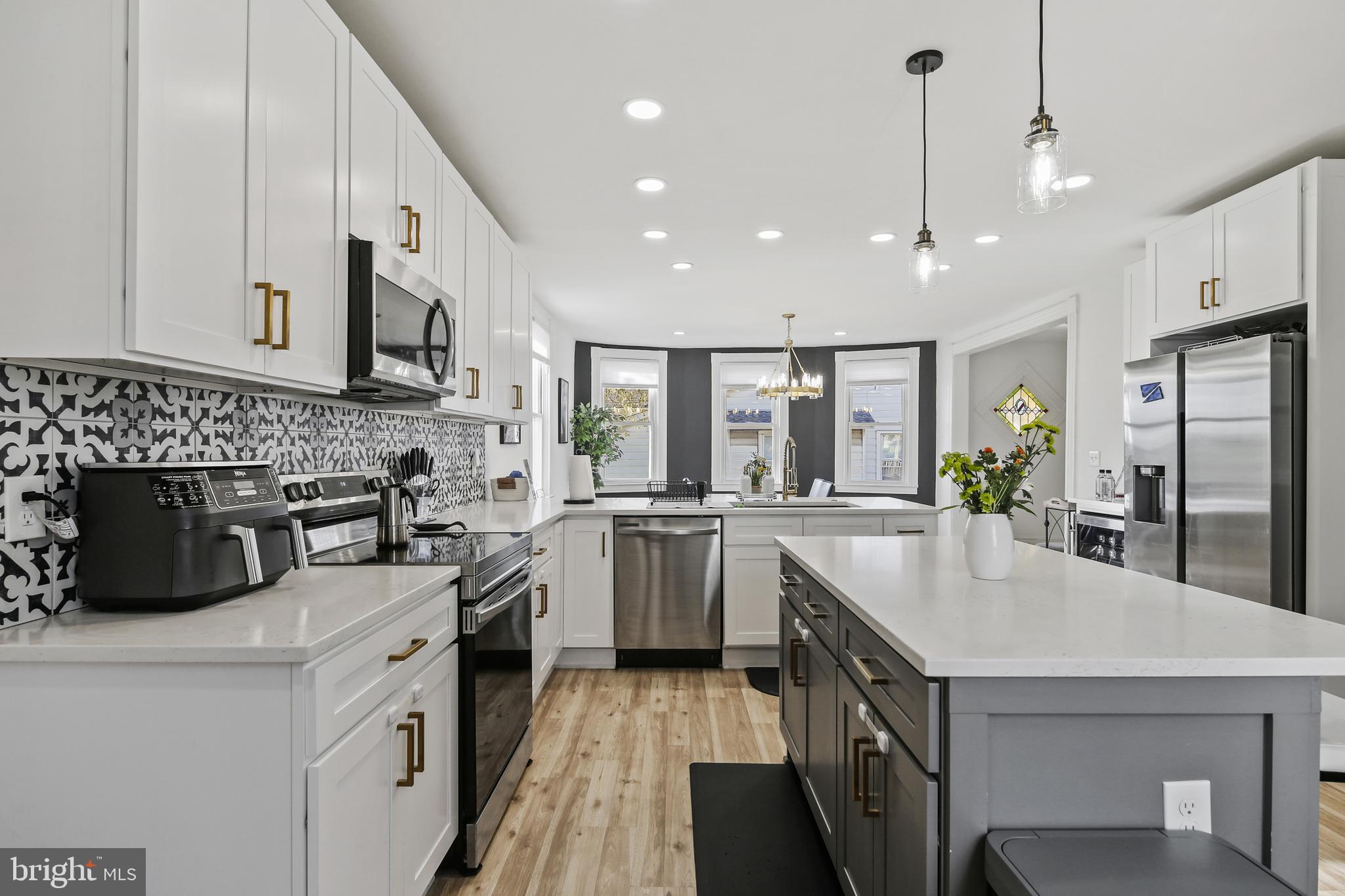 WILSON HEIGHTS - Residential