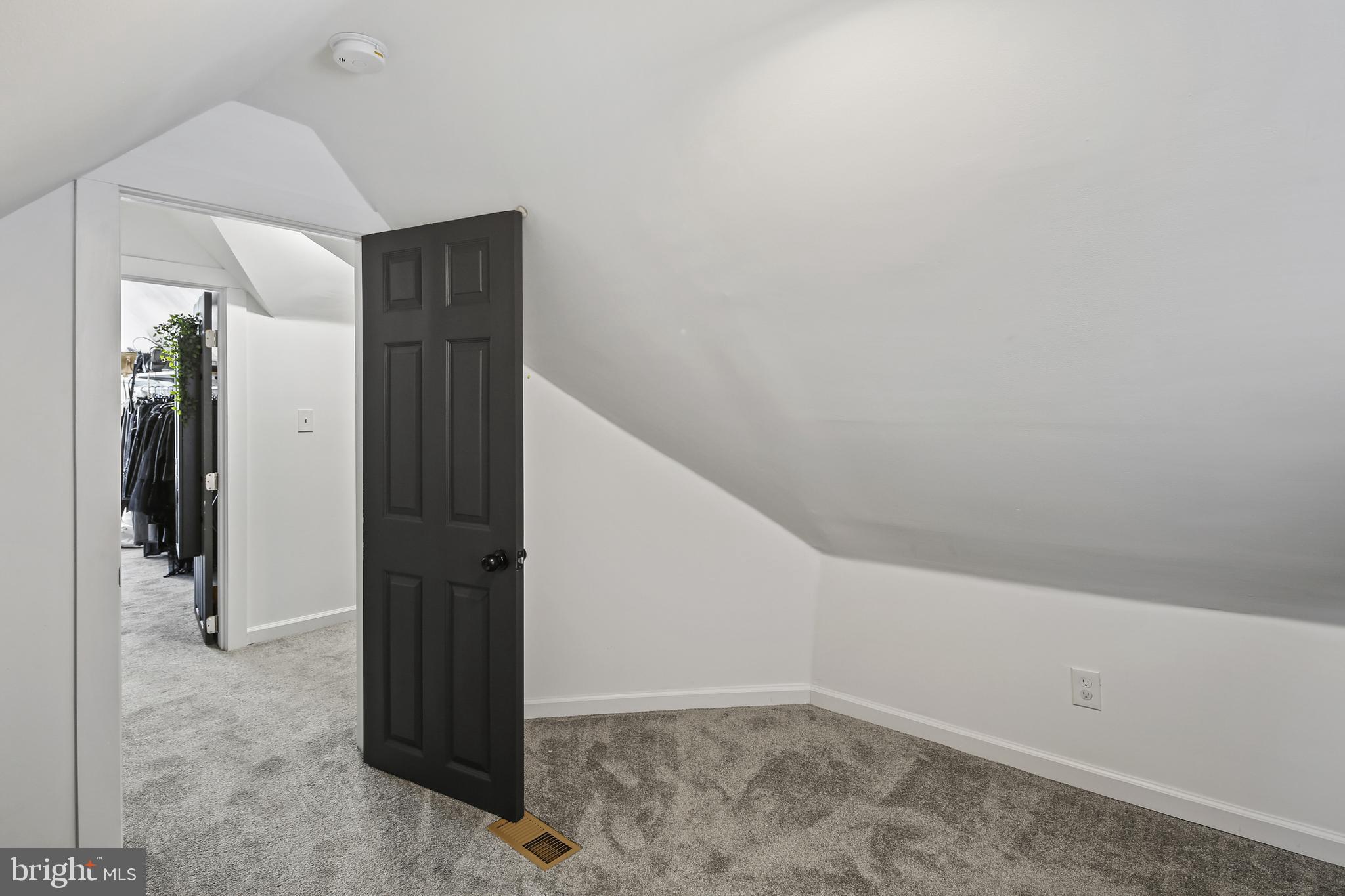 WILSON HEIGHTS - Residential