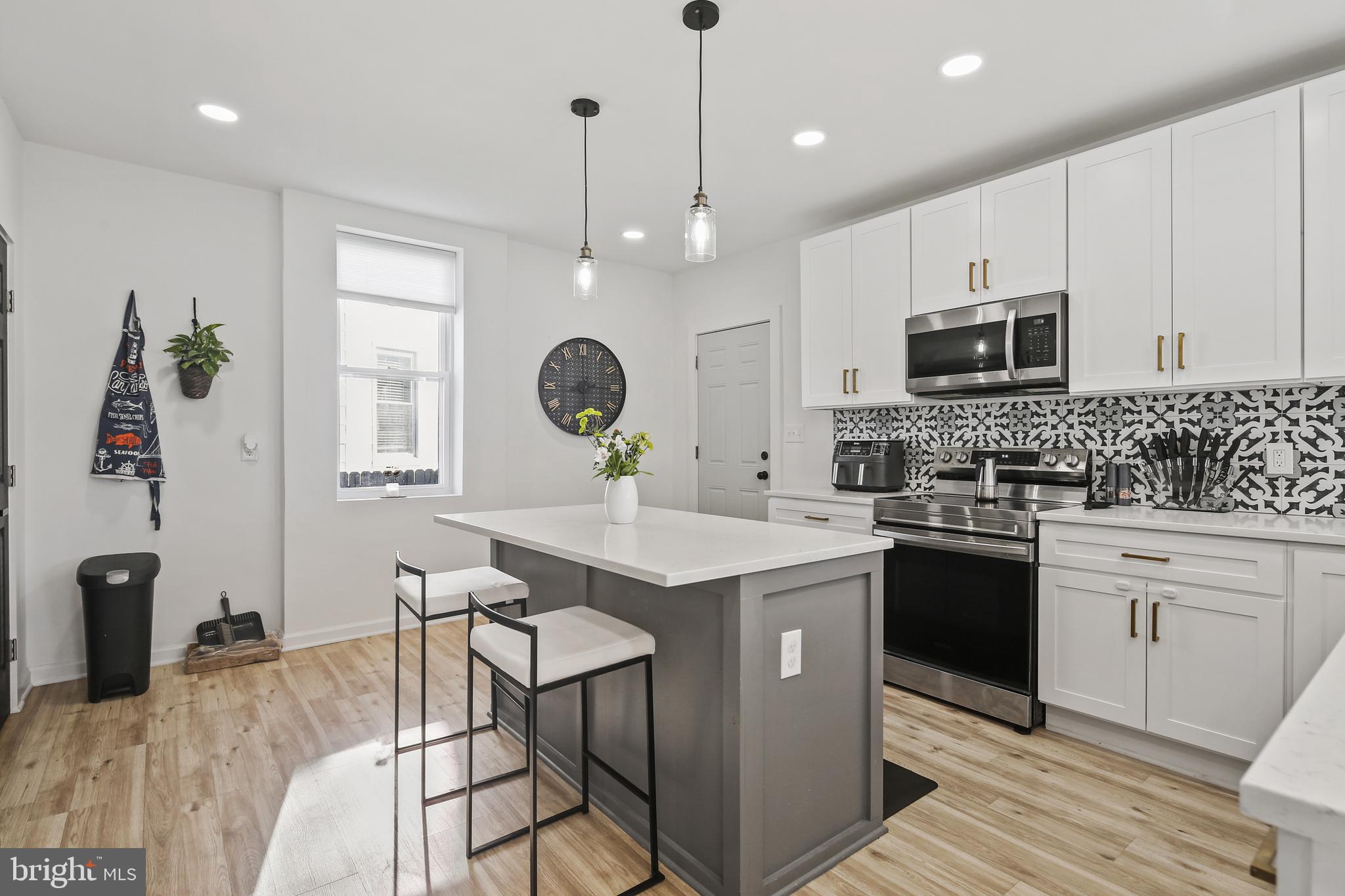 WILSON HEIGHTS - Residential