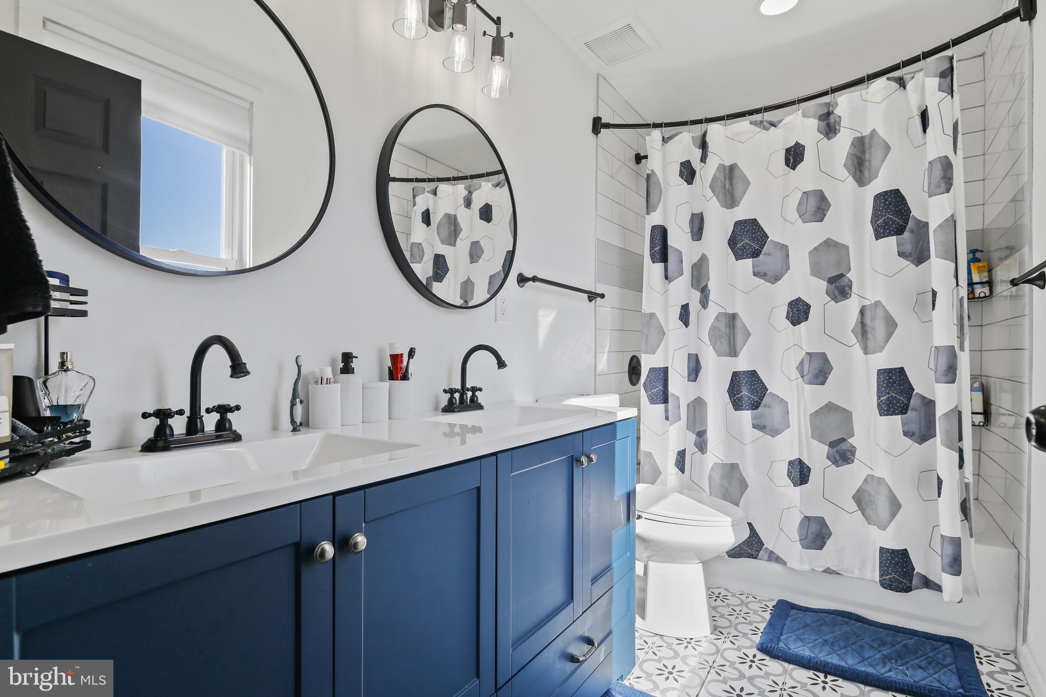 WILSON HEIGHTS - Residential