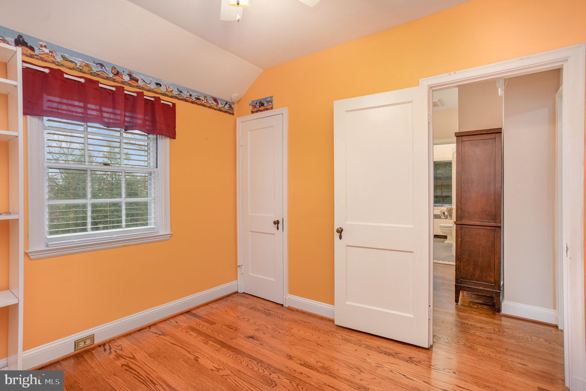 ORIGINAL NORTHWOOD - Residential