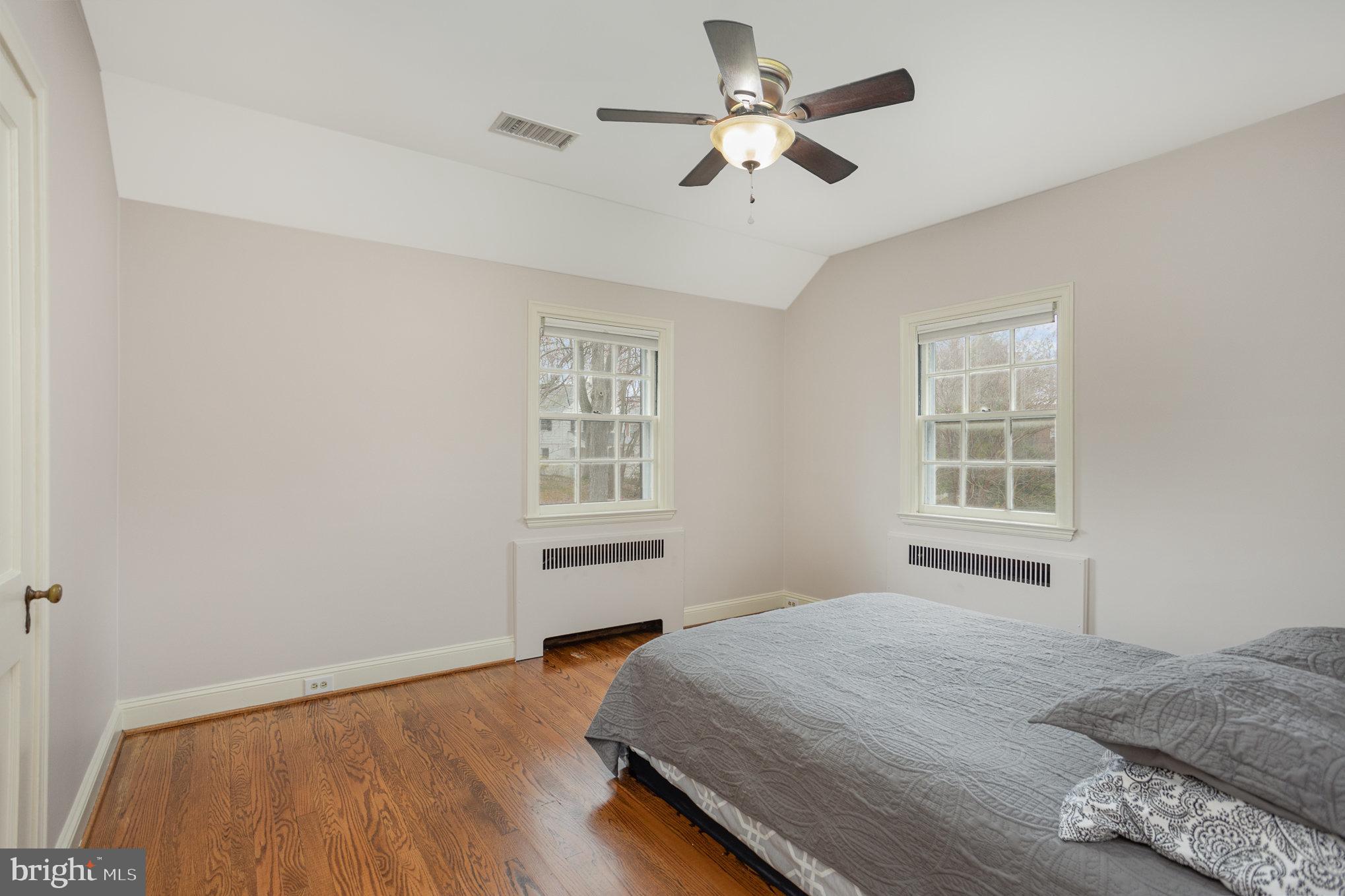 ORIGINAL NORTHWOOD - Residential