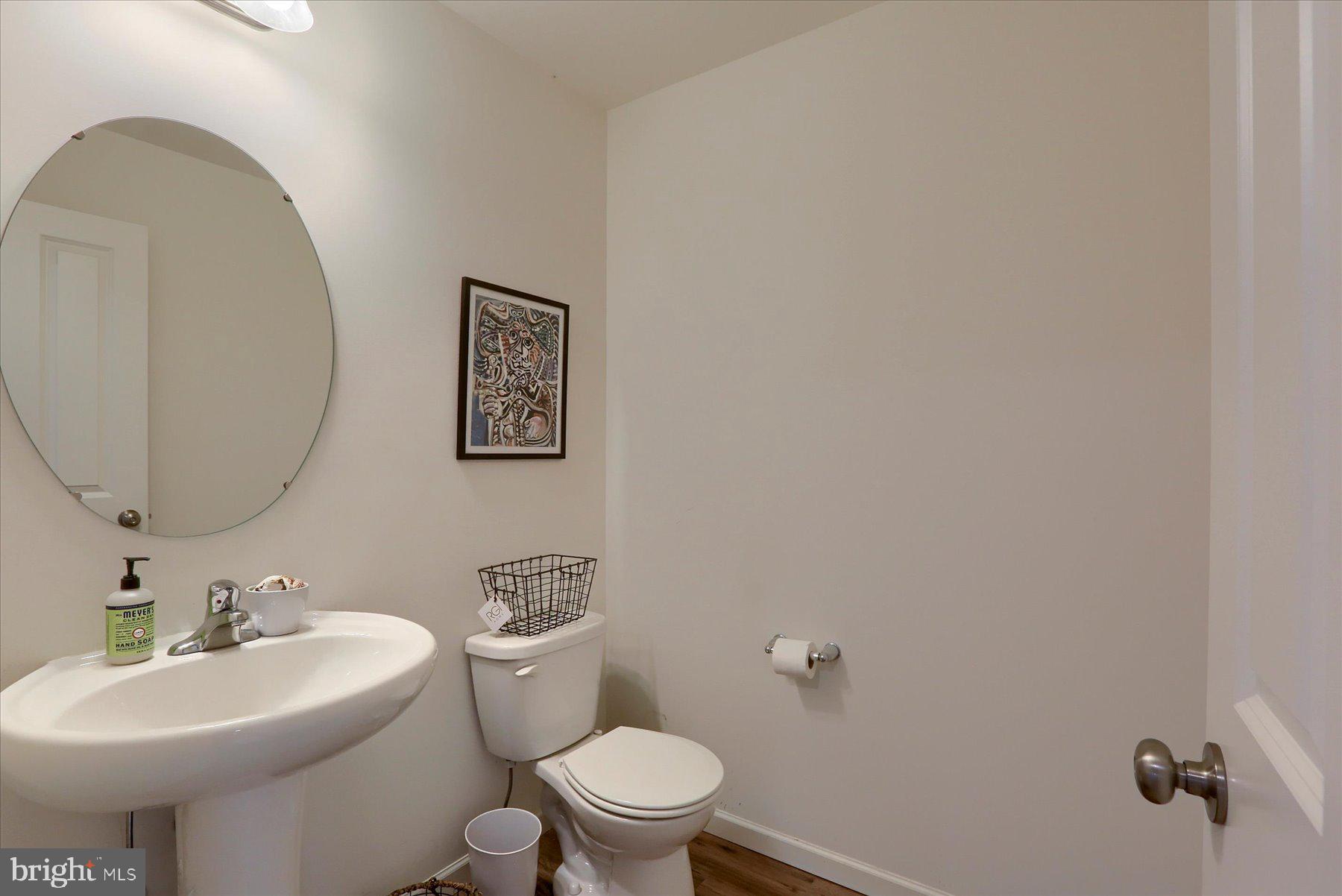 LAUREL RIDGE ESTATES - Residential