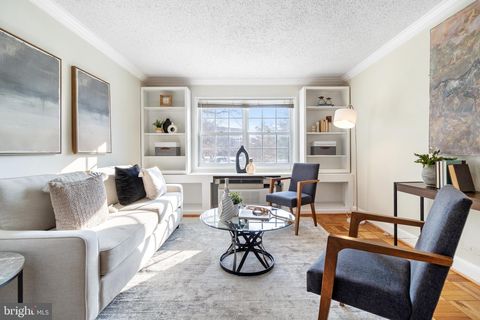 1602 W ABINGDON DRIVE 201 ALEXANDRIA VA 22314