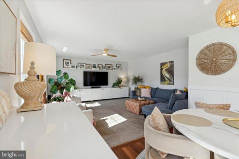 Tiny photo for 366 Buckingham Circle, HARLEYSVILLE, PA 19438 (MLS # PAMC2167318)