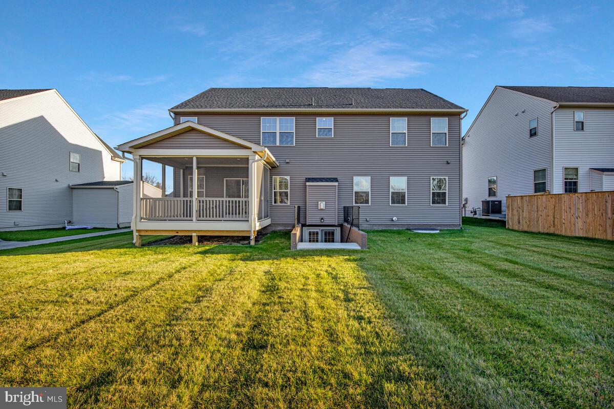 CANTER CREEK - Residential