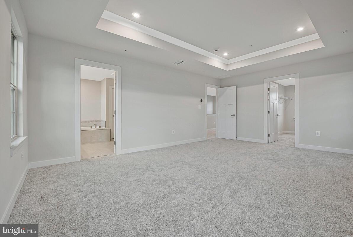 CANTER CREEK - Residential