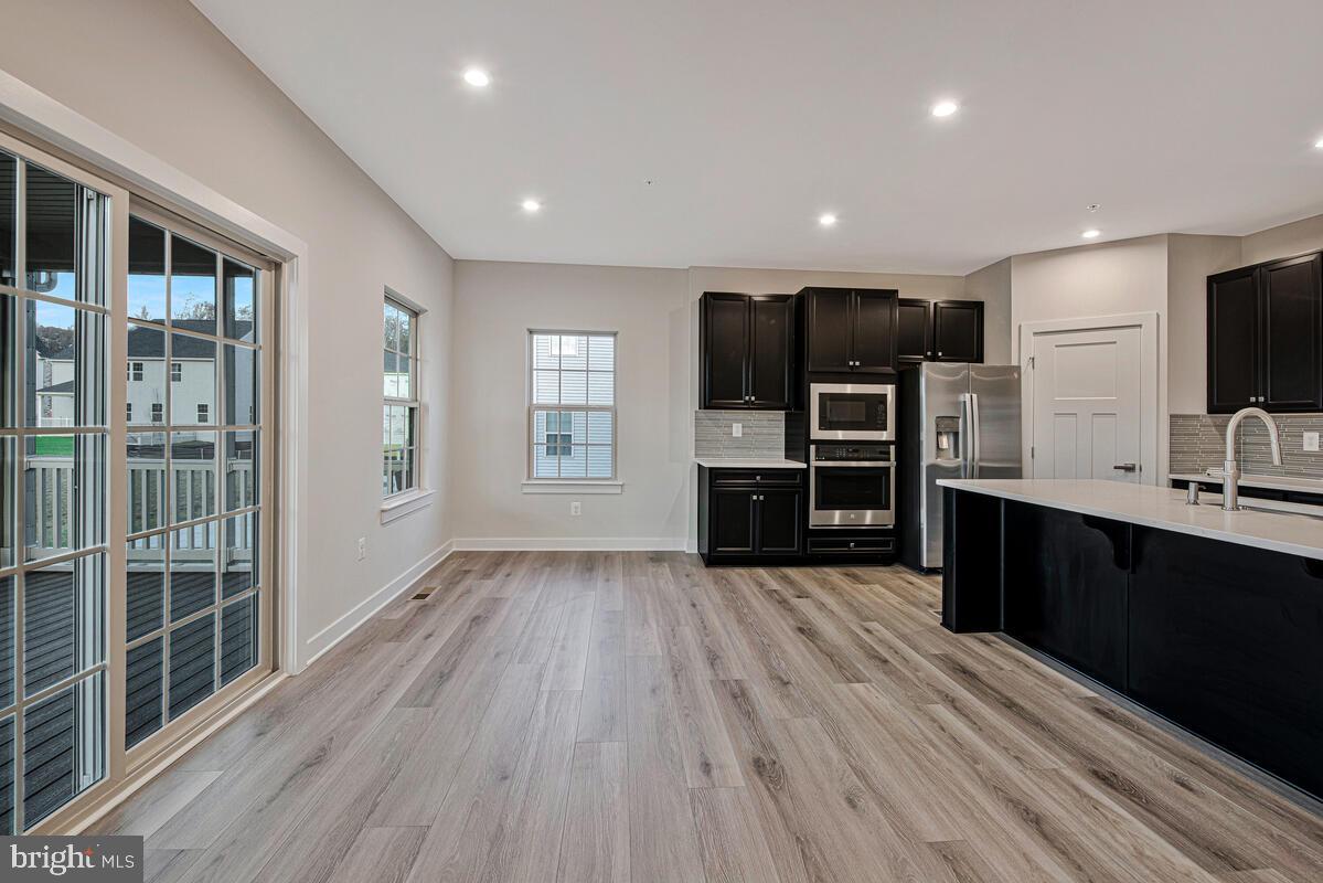 CANTER CREEK - Residential