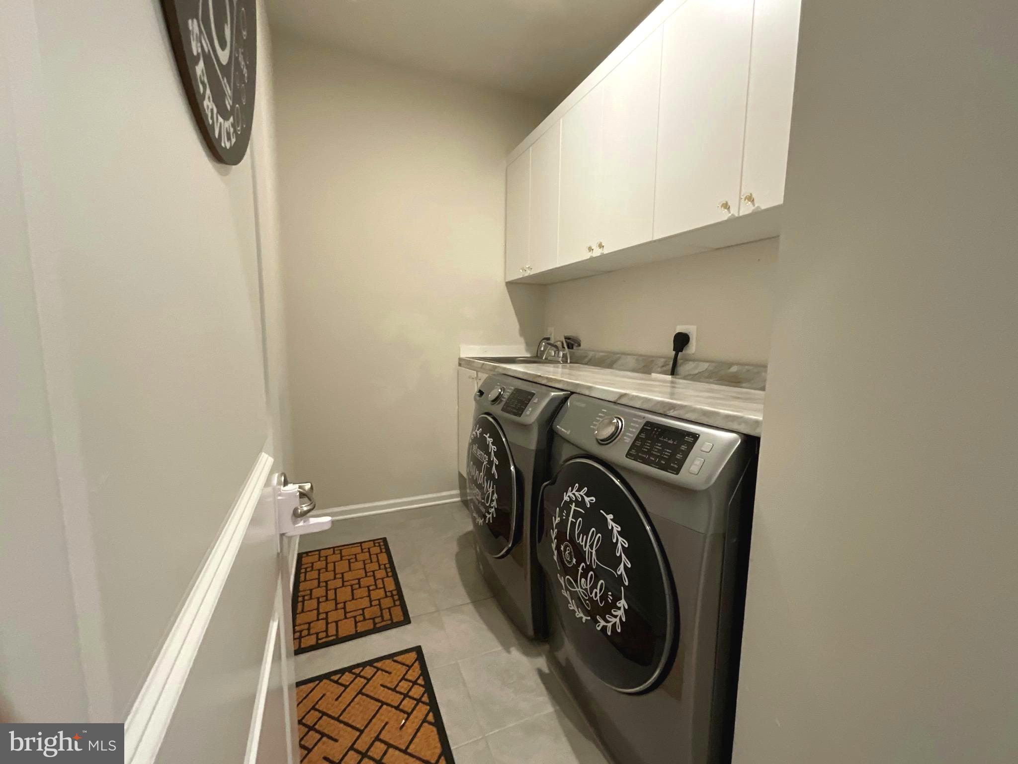 THE VILLAGE AT COURTHOUSE COMMONS - Residential Lease